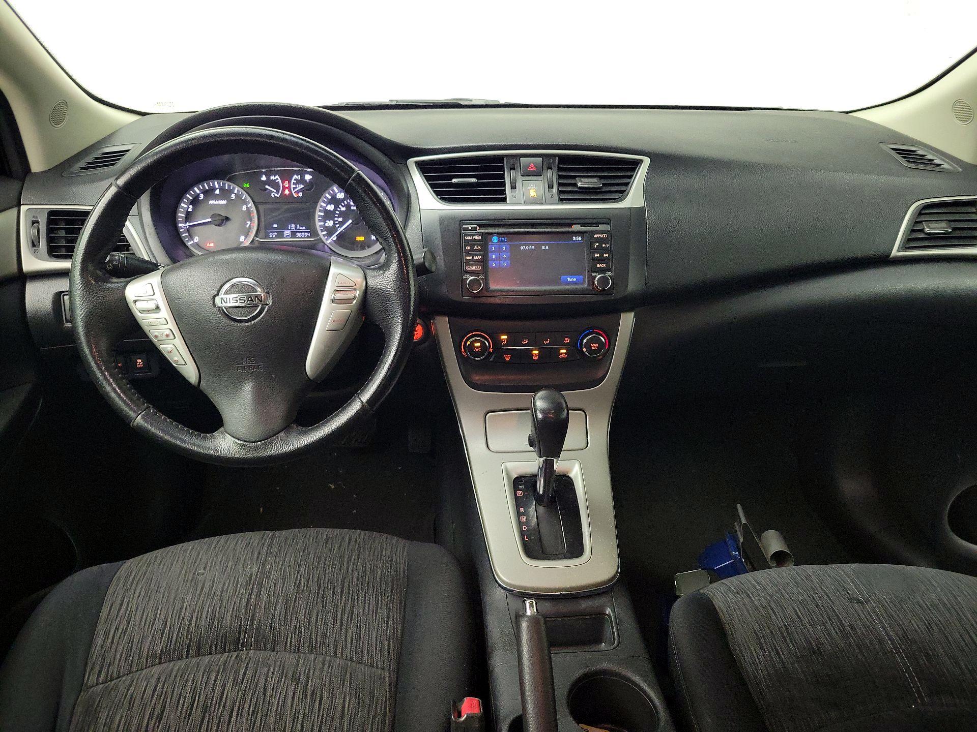 Thumbnail: 2015 Nissan Sentra - 9