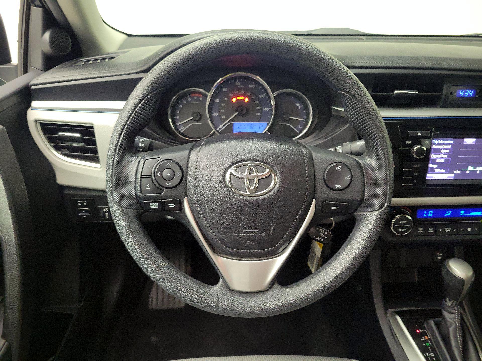 Thumbnail: 2016 Toyota Corolla - 10