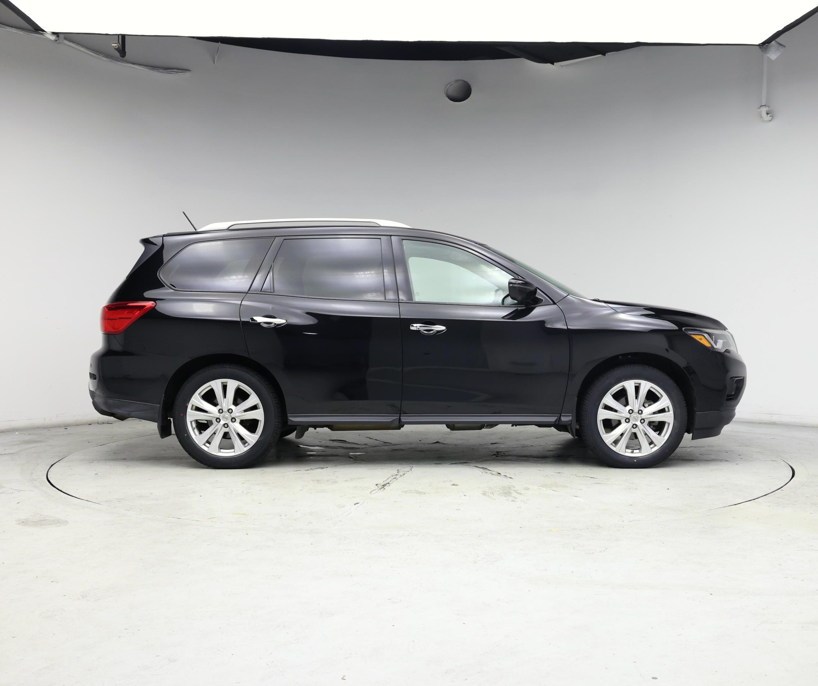 Thumbnail: 2018 Nissan Pathfinder - 7