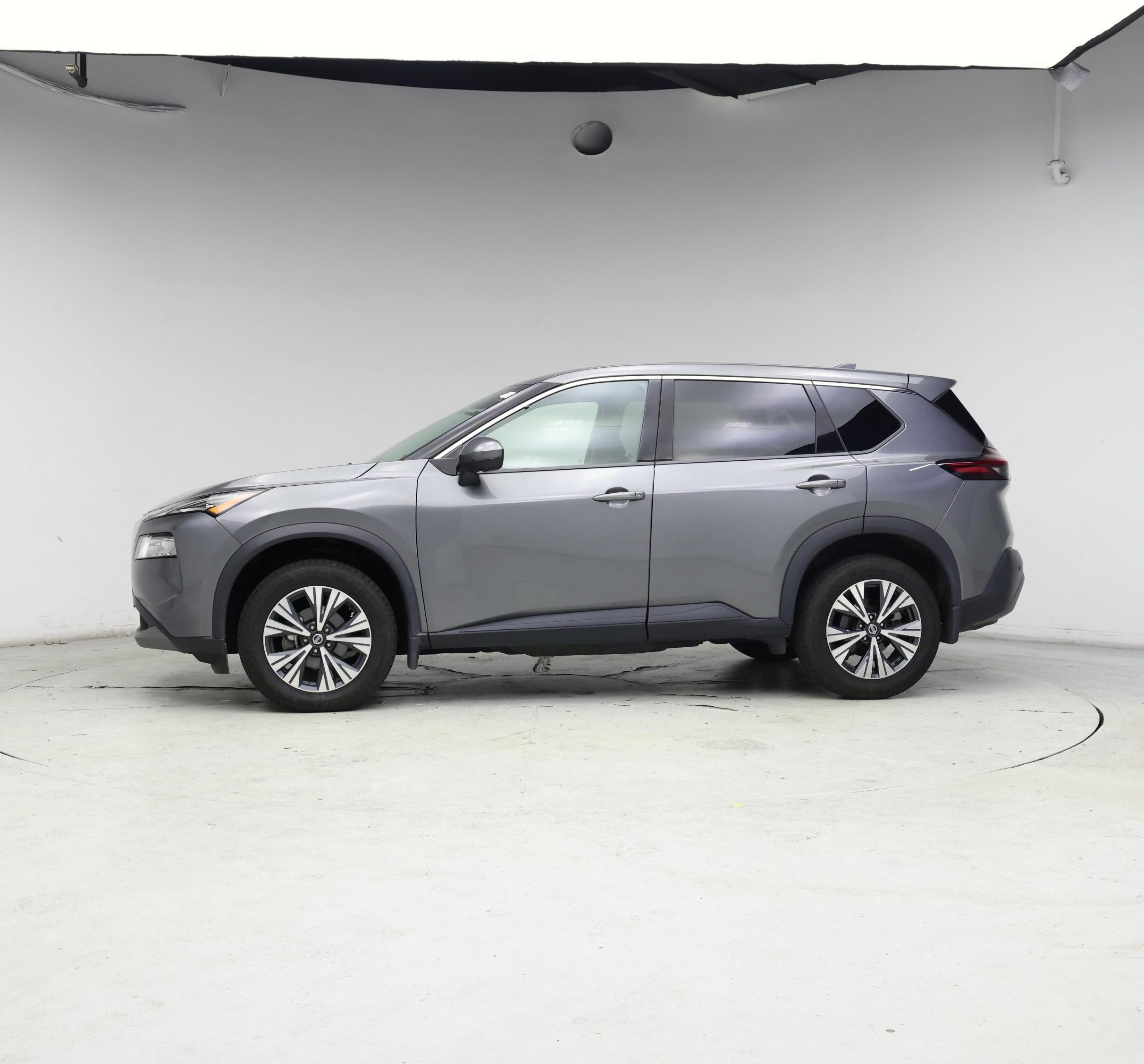 Thumbnail: 2021 Nissan Rogue - 3