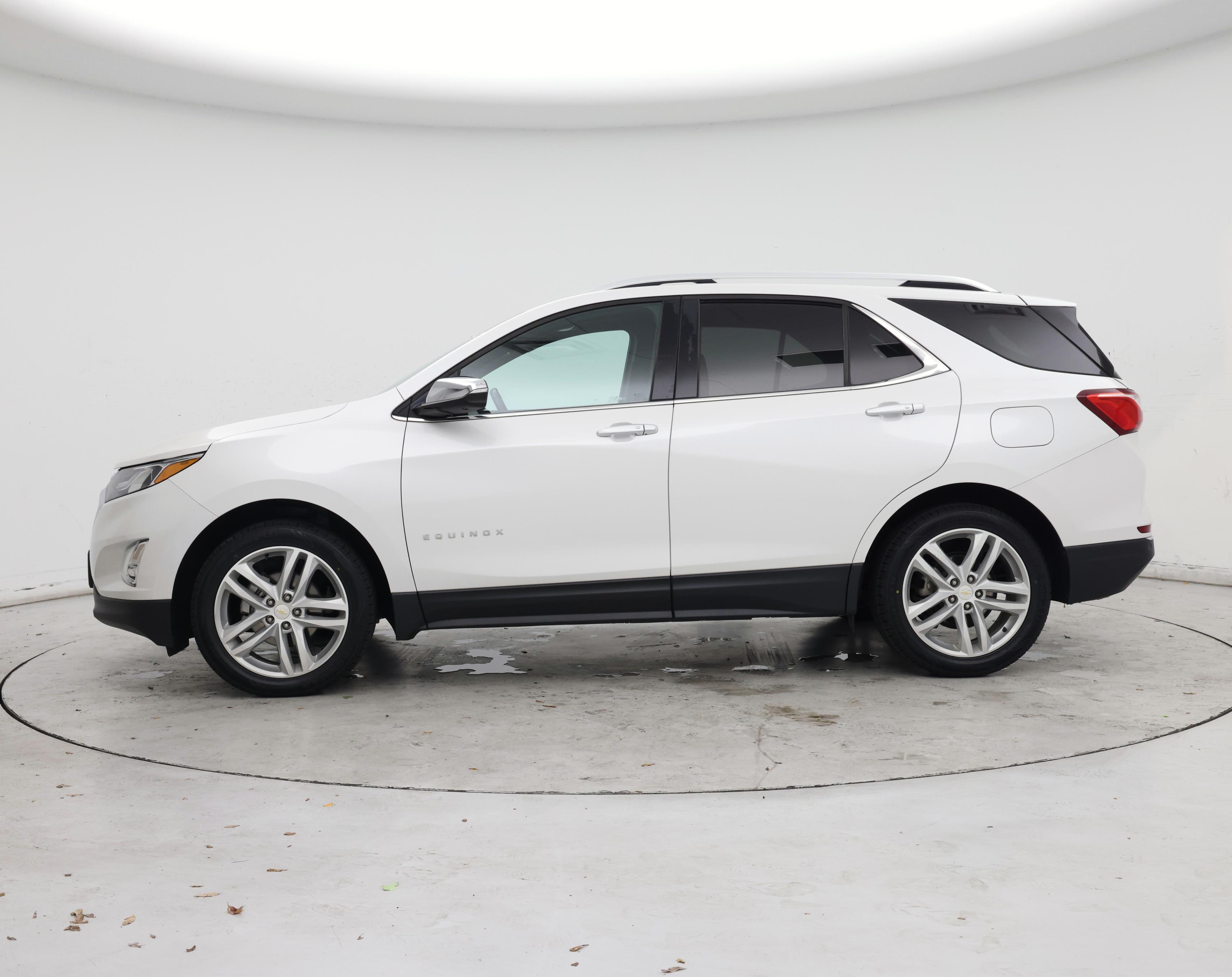 Thumbnail: 2018 Chevrolet Equinox - 3