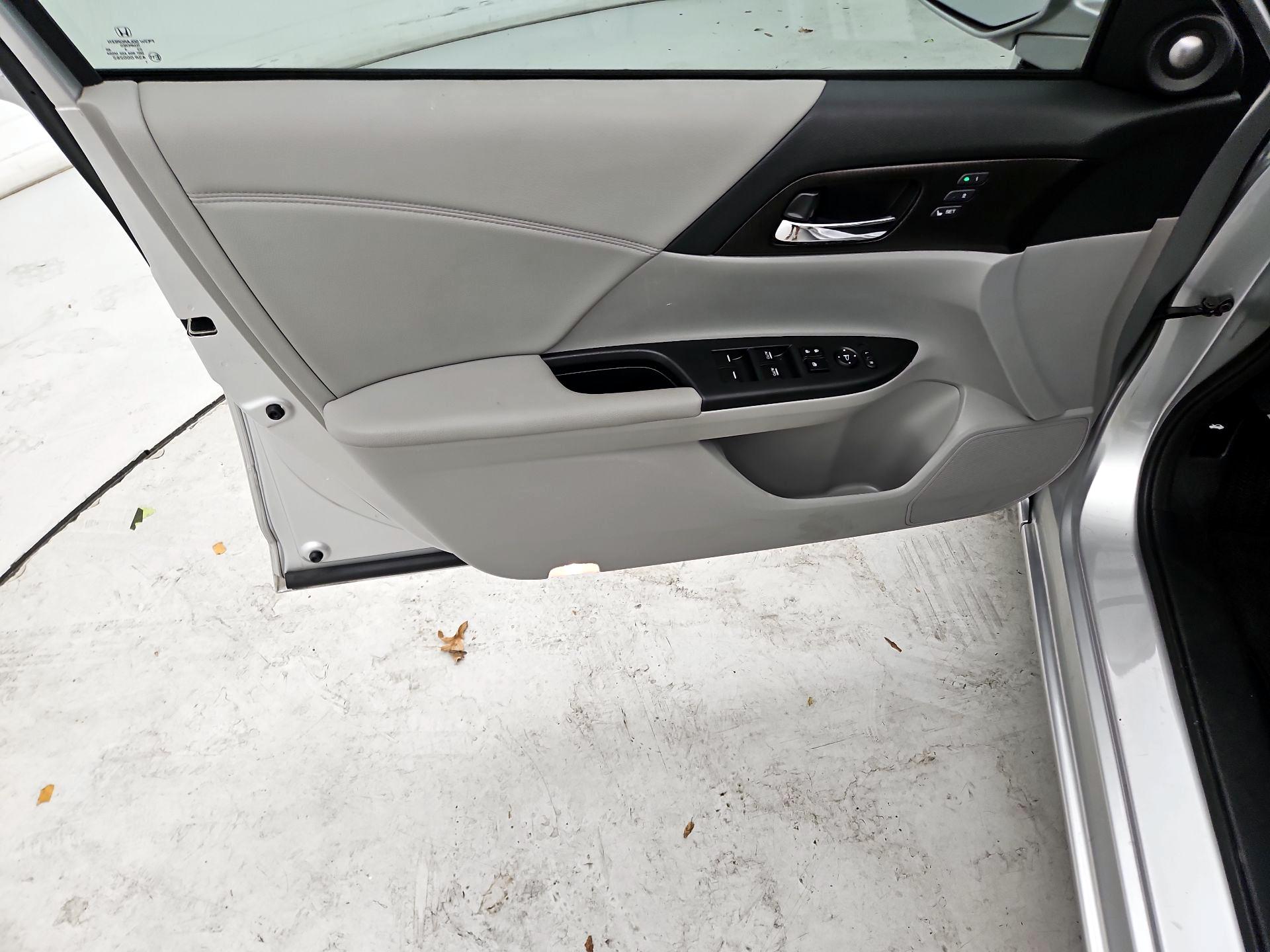 Thumbnail: 2014 Honda Accord - 12