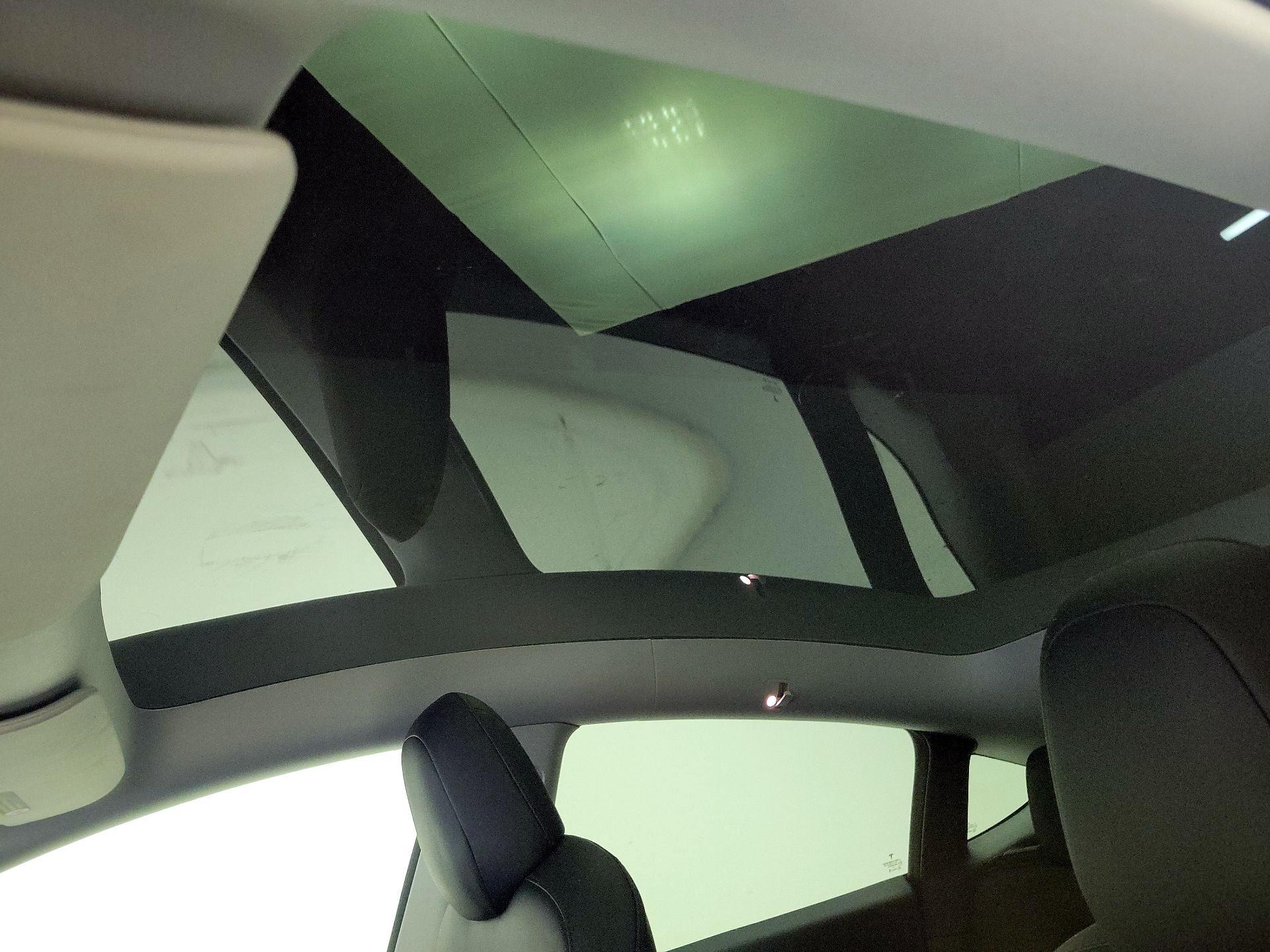 Thumbnail: 2021 Tesla Model Y - 19
