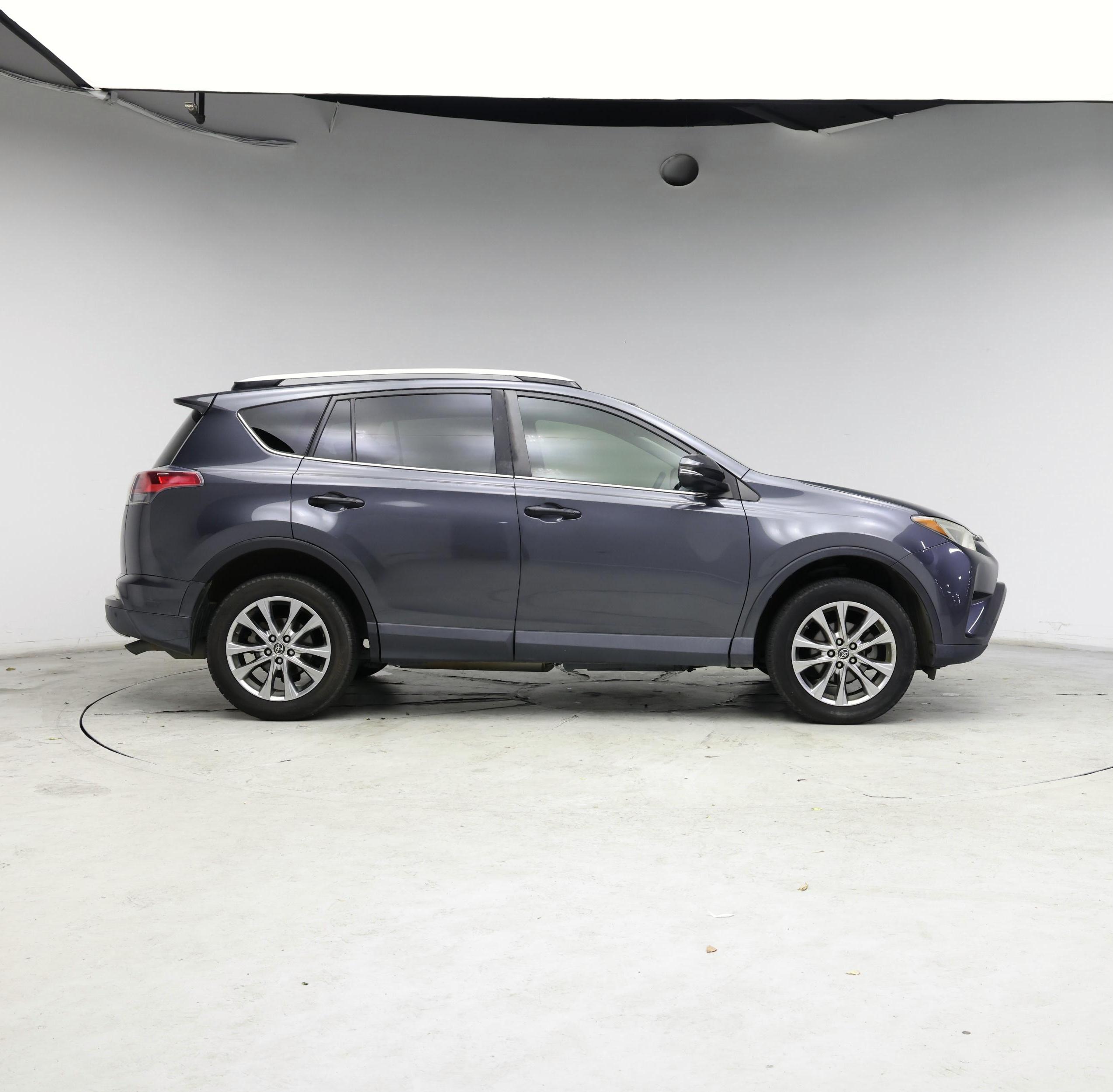 Thumbnail: 2016 Toyota RAV4 - 7