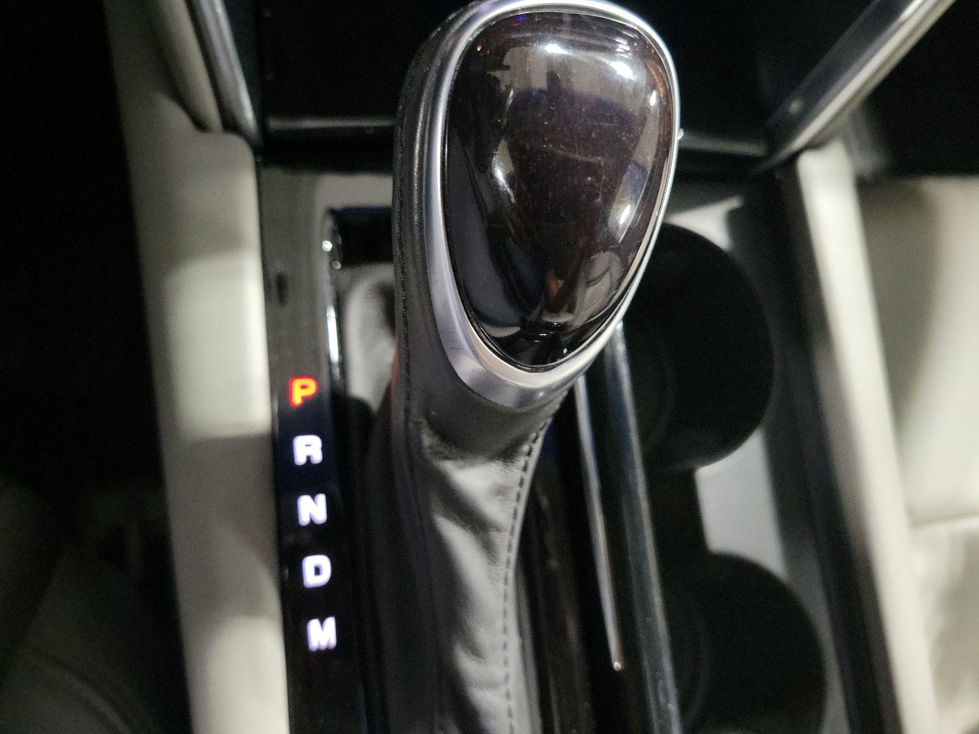 Thumbnail: 2016 Cadillac XTS - 17