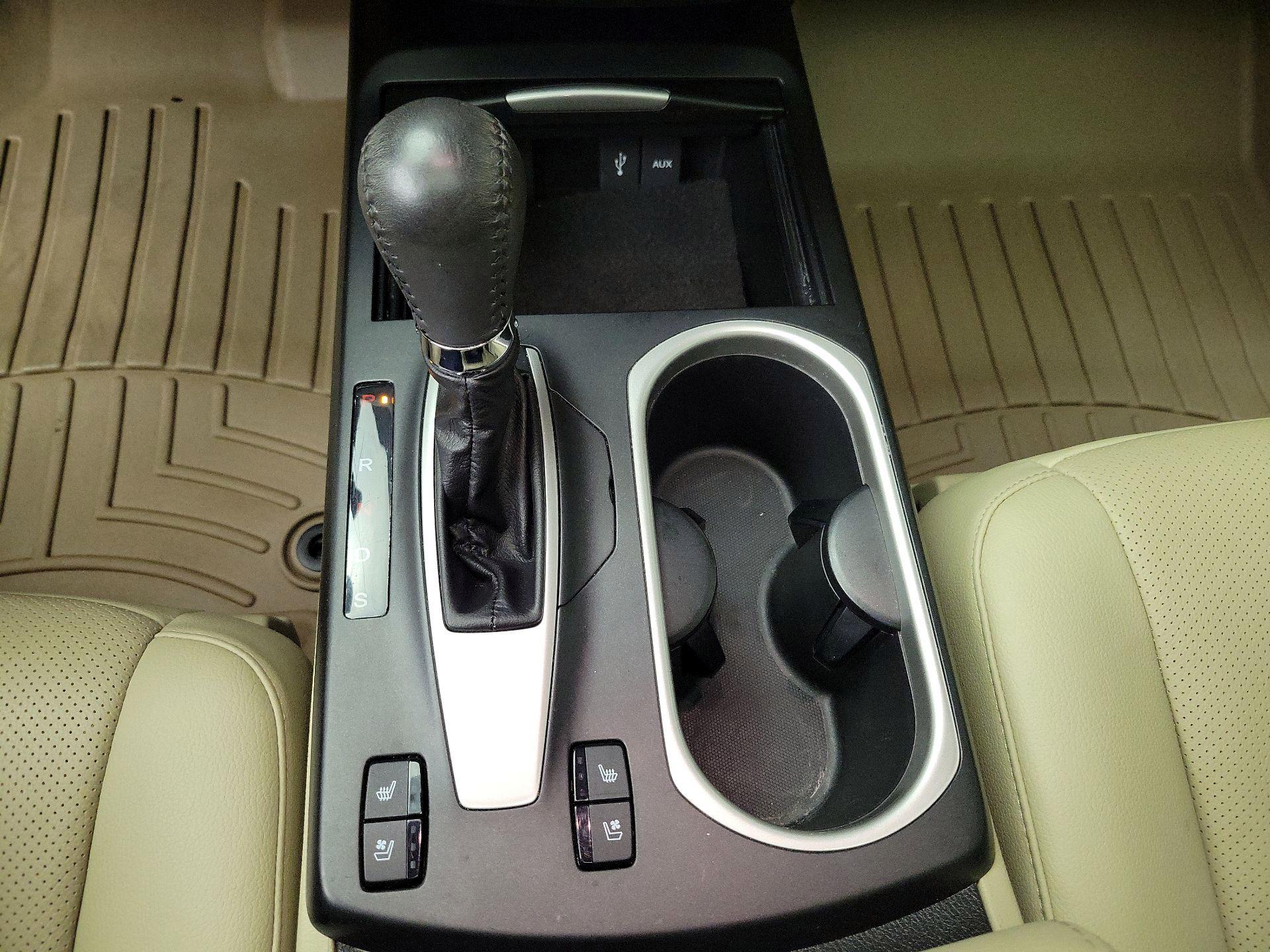 Thumbnail: 2016 Acura RDX - 18