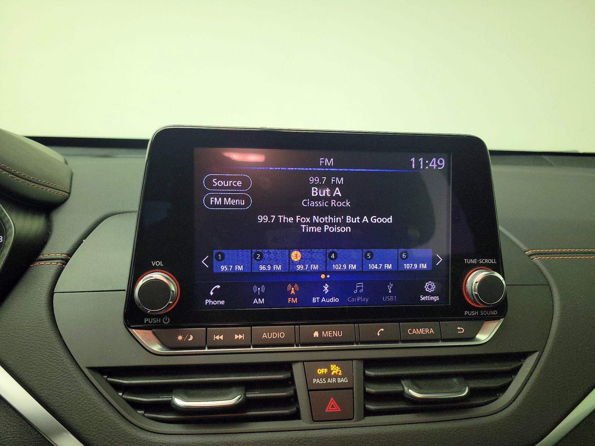Thumbnail: 2019 Nissan Altima - 15