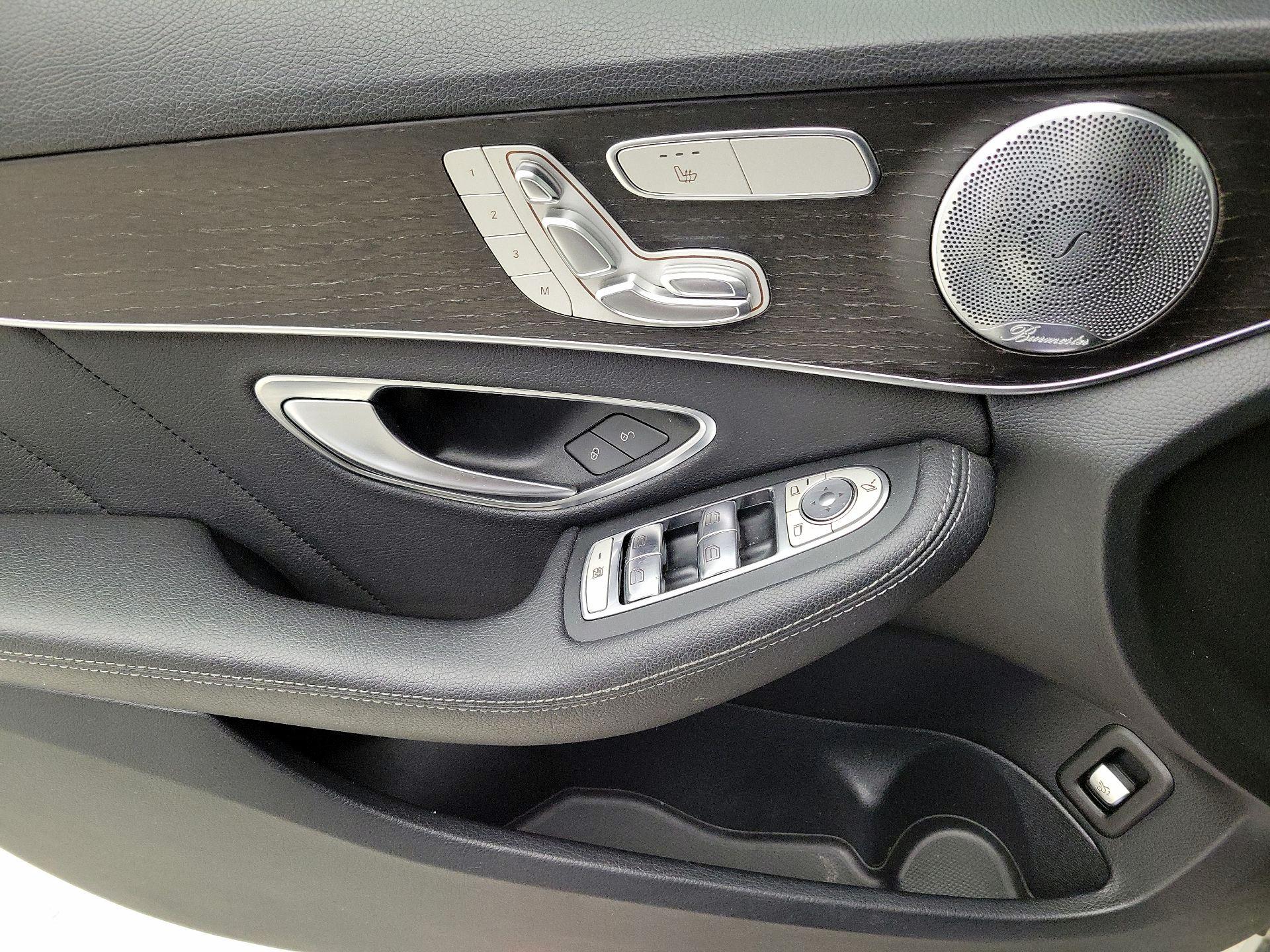 Thumbnail: 2020 Mercedes-Benz C-Class - 12