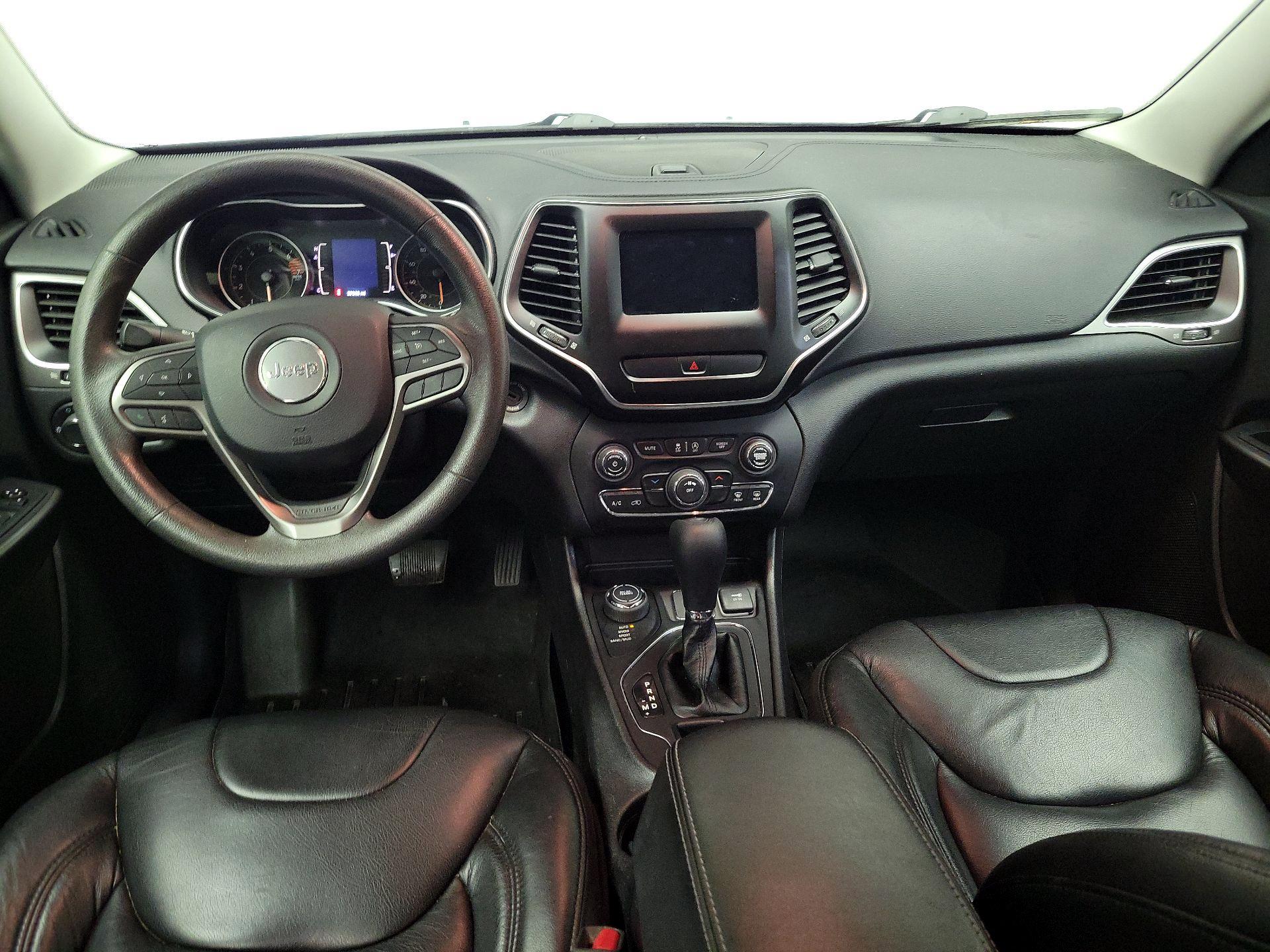 Thumbnail: 2020 Jeep Cherokee - 9