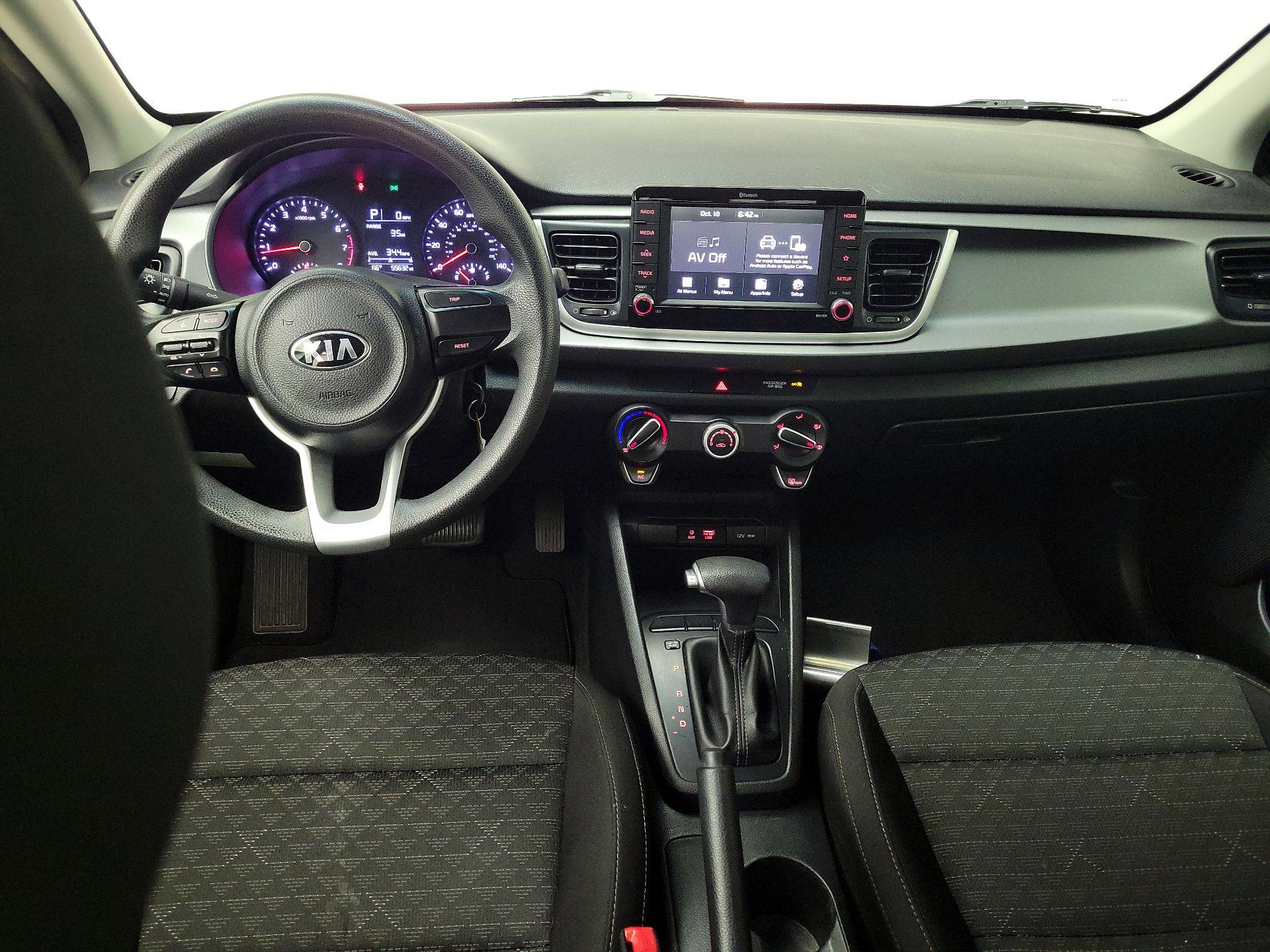 Thumbnail: 2020 Kia Rio - 9