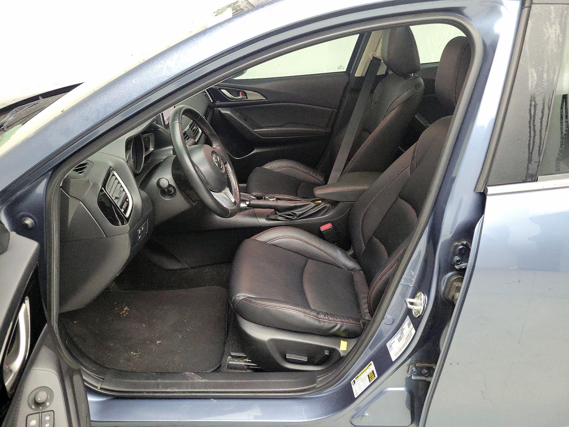Thumbnail: 2016 Mazda Mazda3 - 11