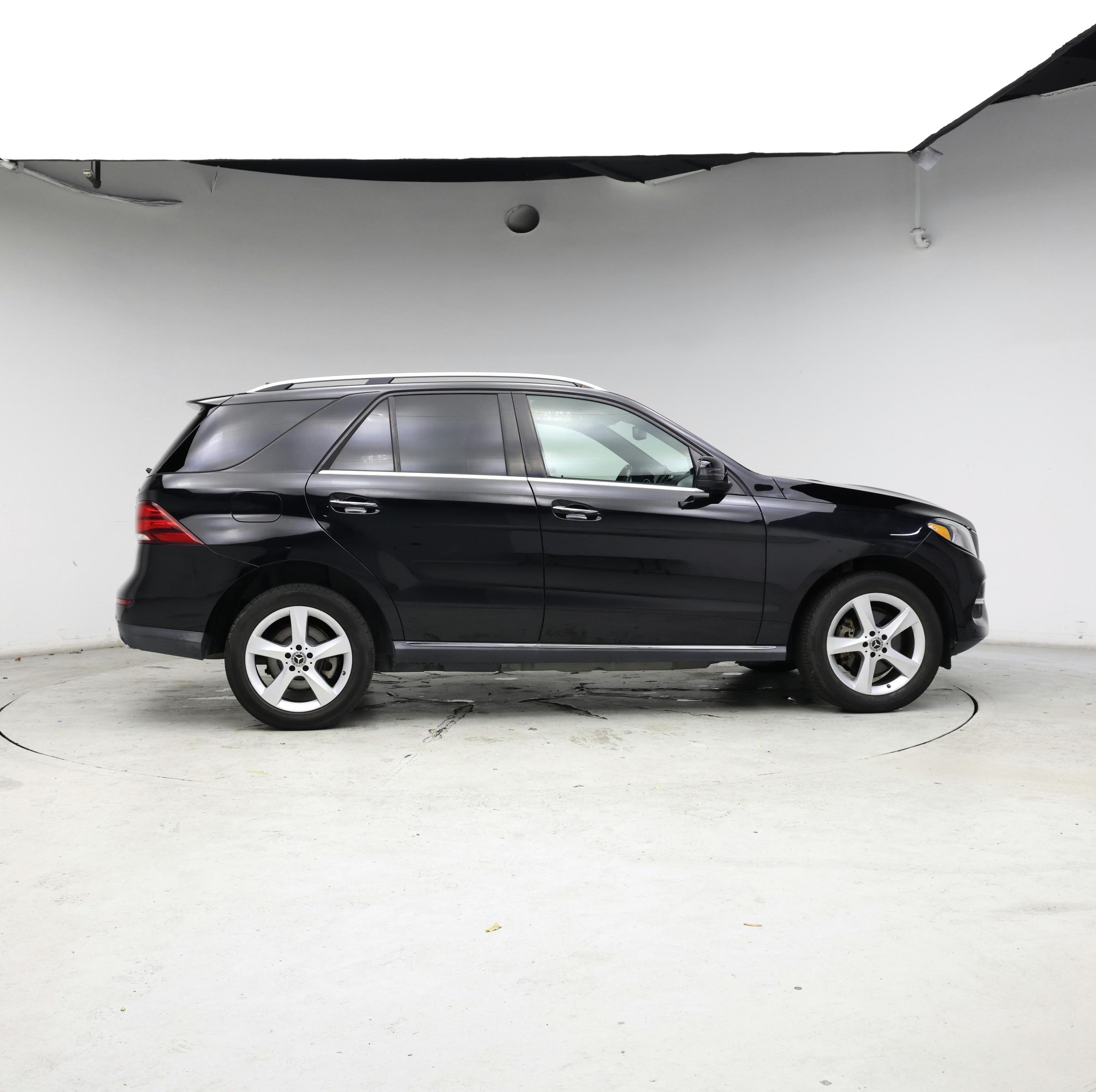 Thumbnail: 2018 Mercedes-Benz GLE - 7
