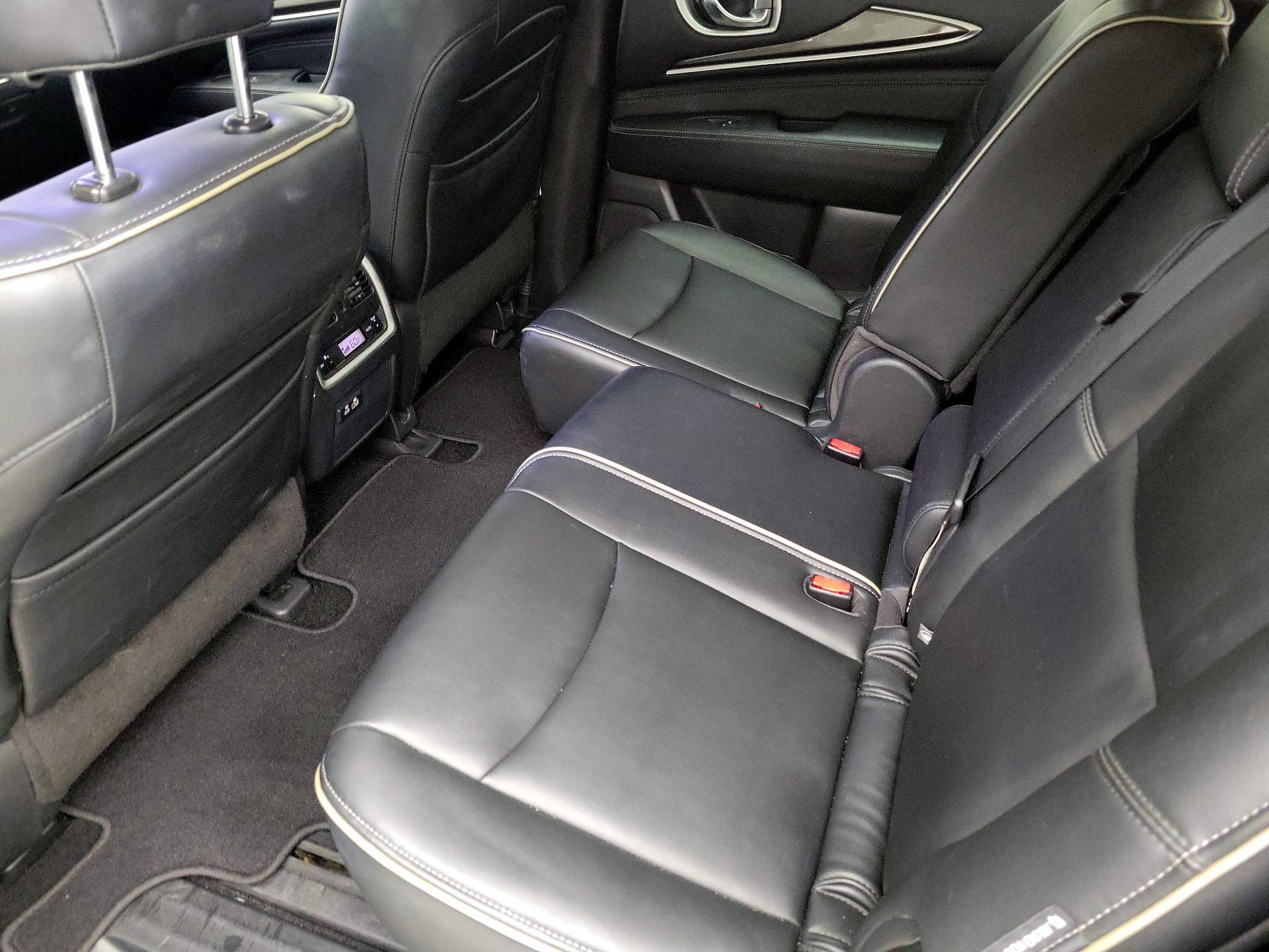 Thumbnail: 2019 INFINITI QX60 - 19