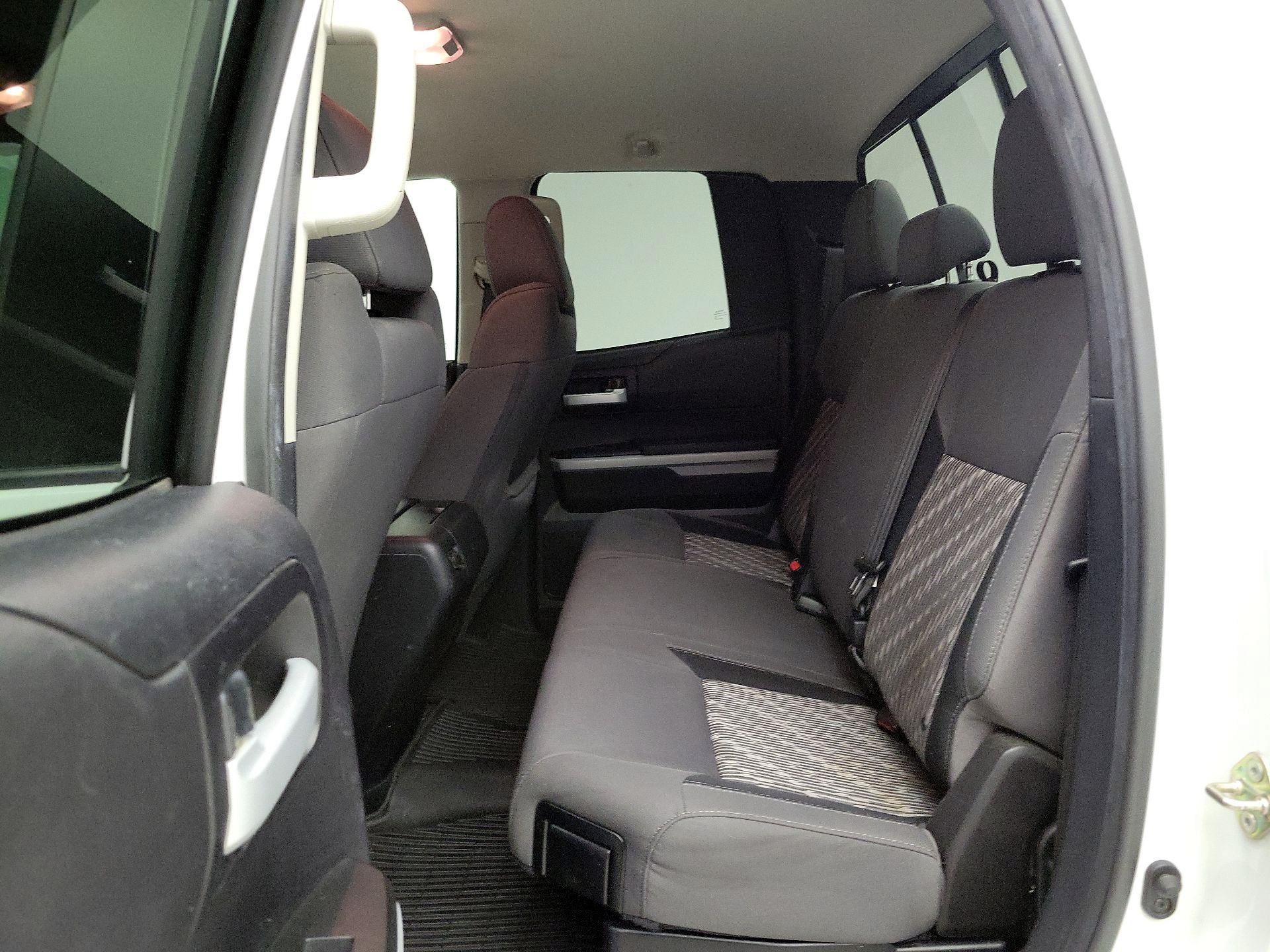 Thumbnail: 2020 Toyota Tundra - 19