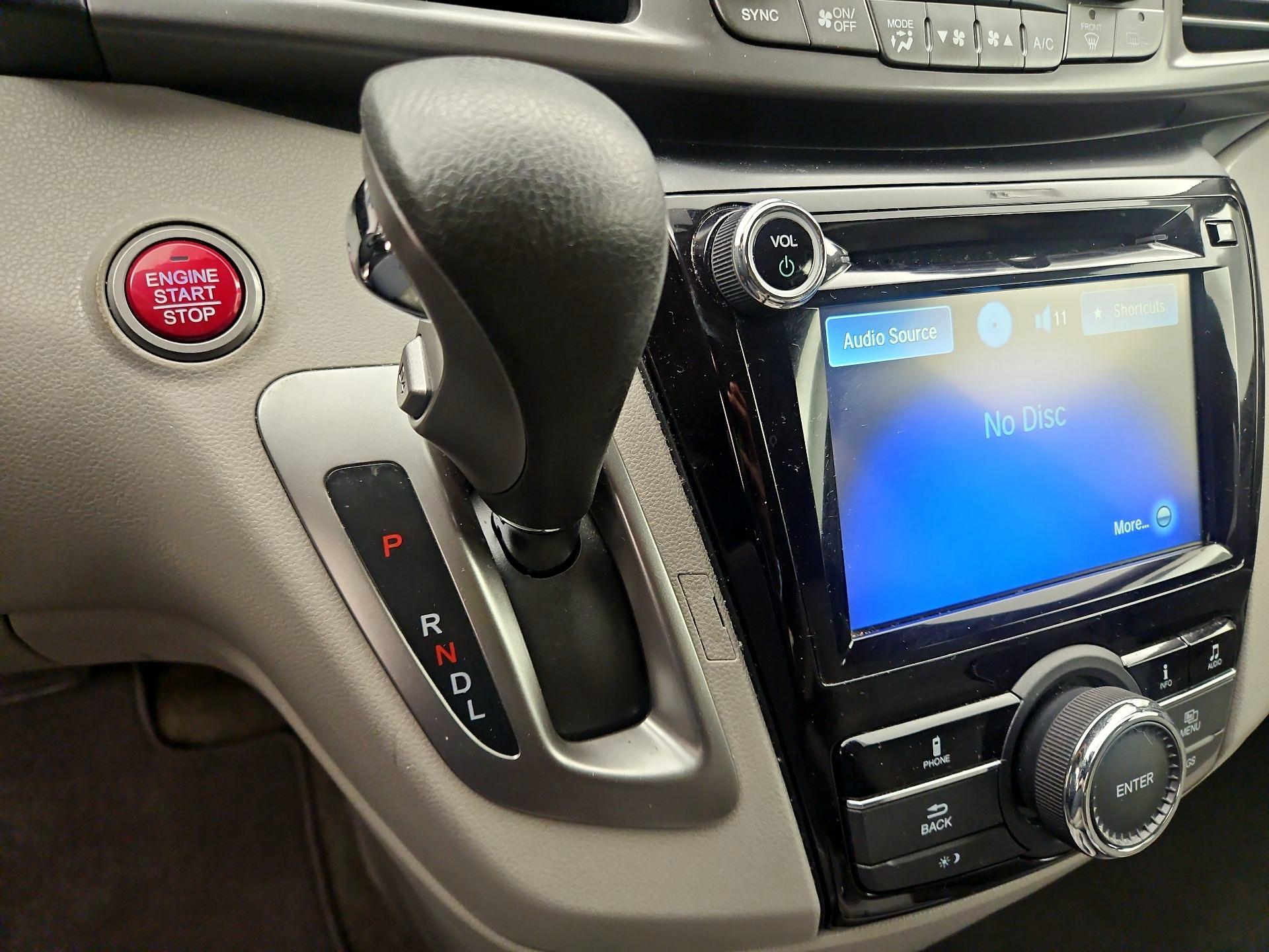 Thumbnail: 2014 Honda Odyssey - 17