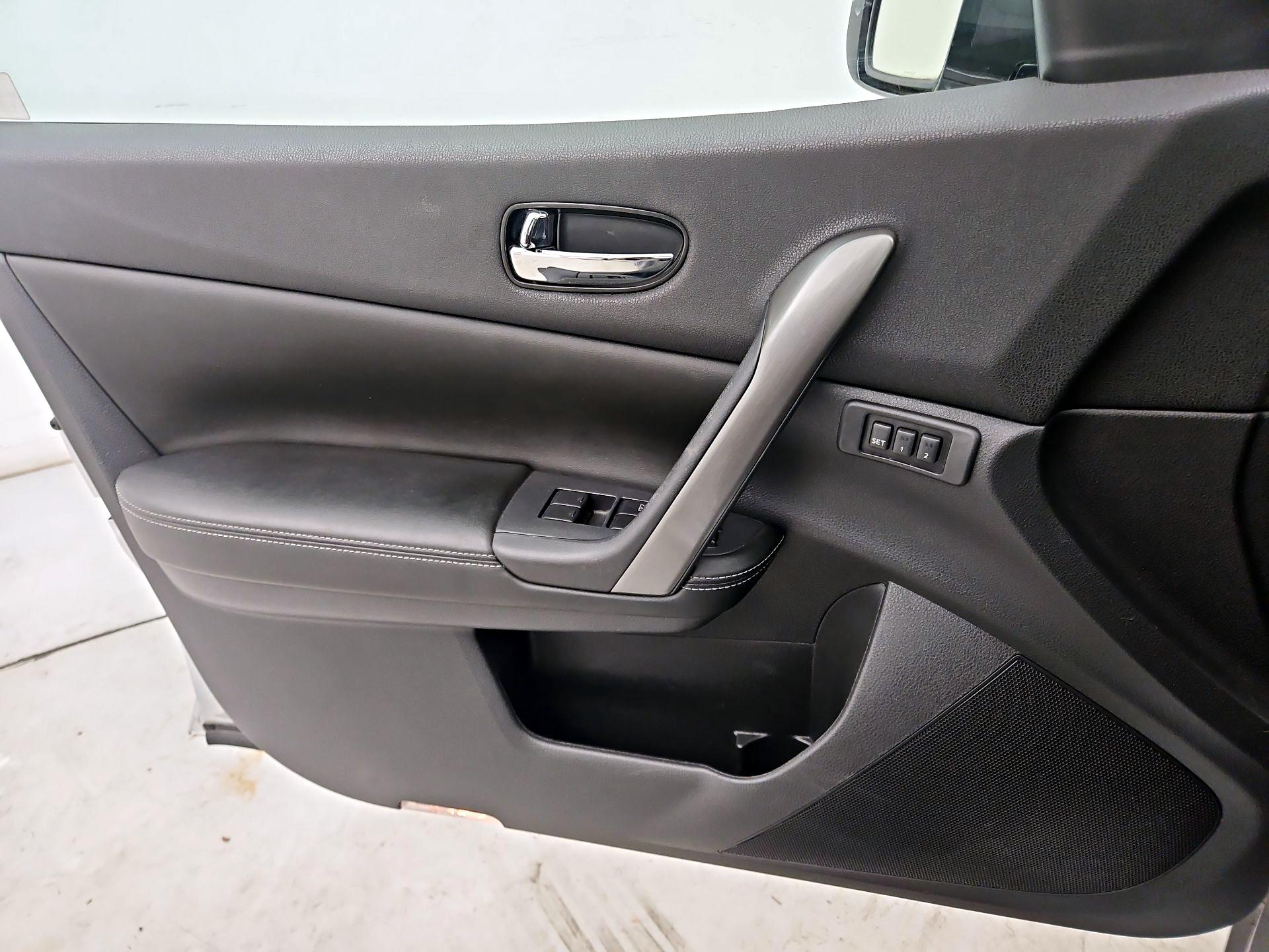 Thumbnail: 2014 Nissan Maxima - 12