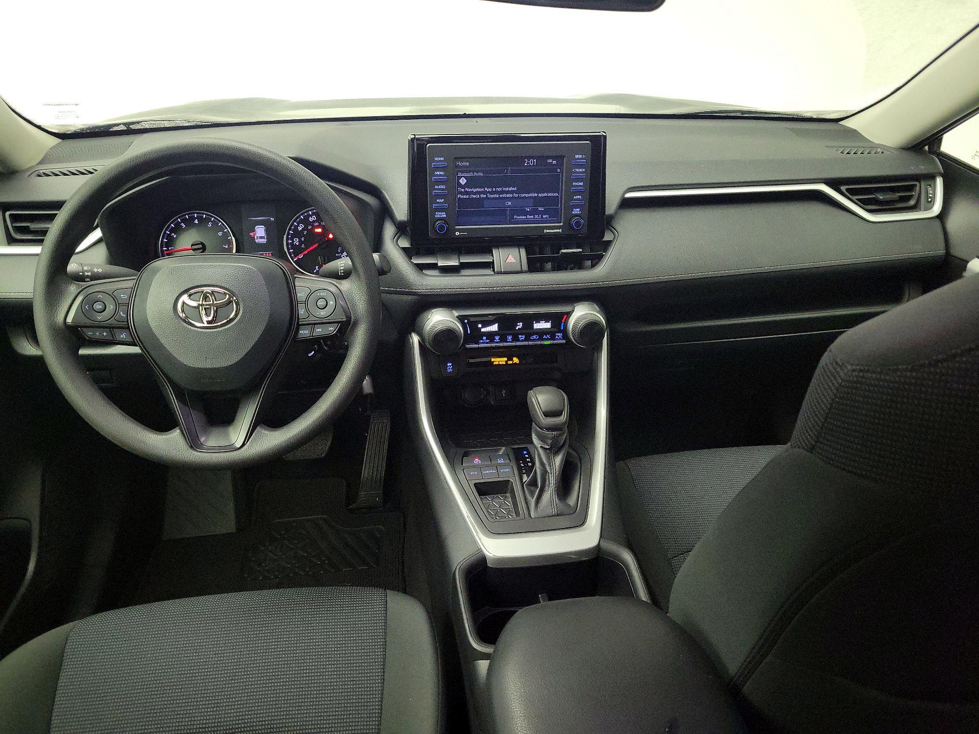 Thumbnail: 2022 Toyota RAV4 - 9