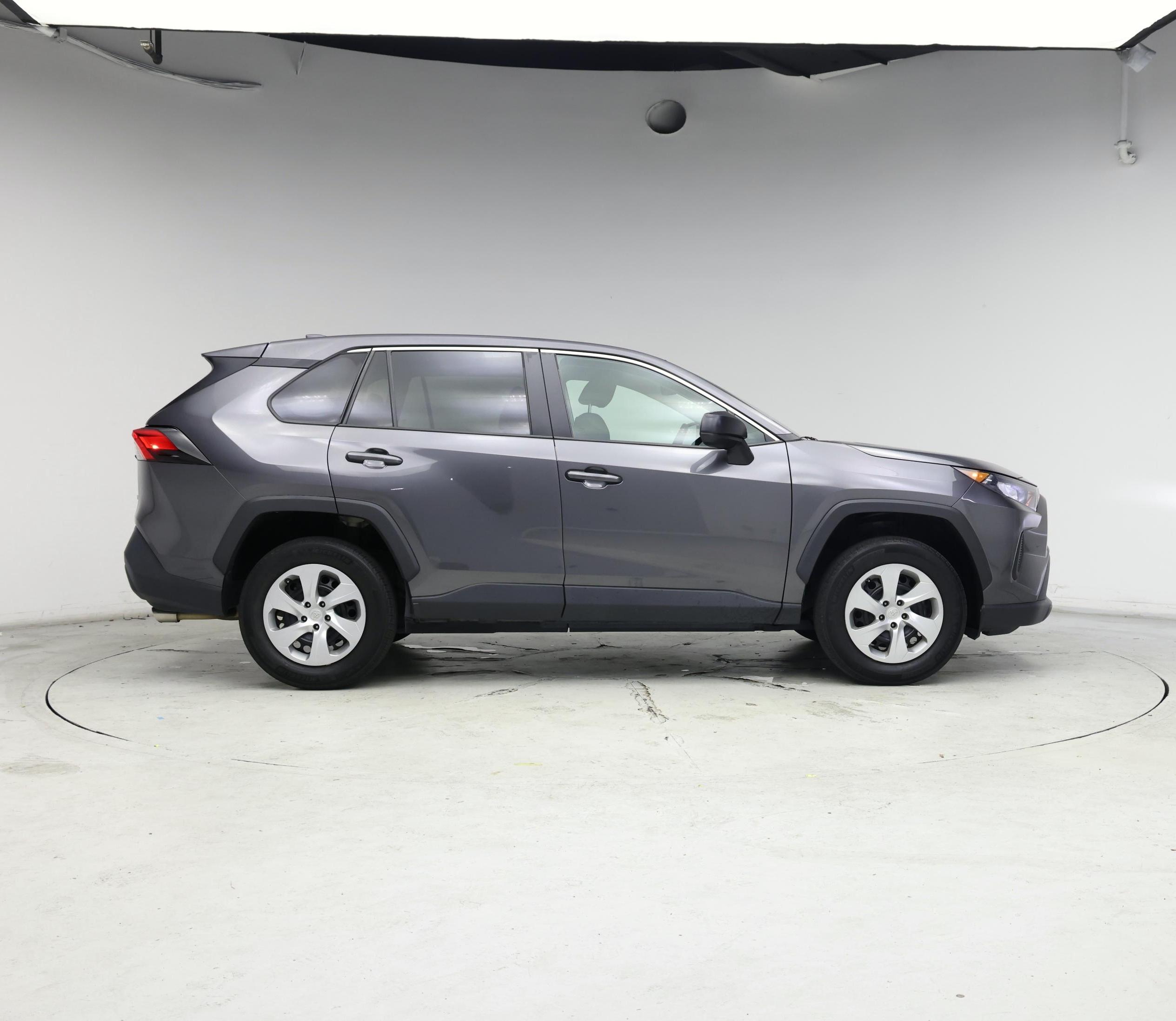 Thumbnail: 2022 Toyota RAV4 - 7