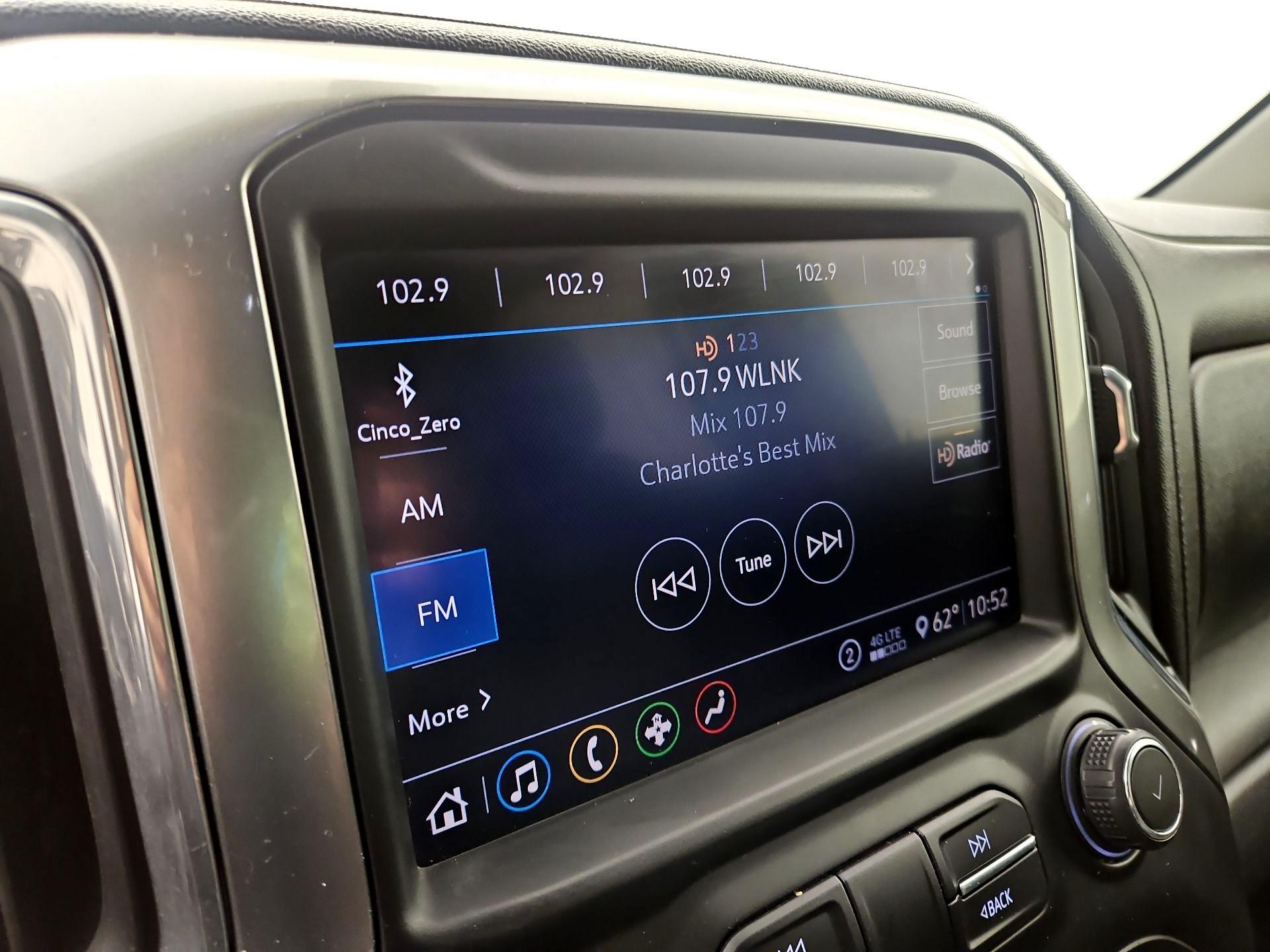 Thumbnail: 2020 Chevrolet Silverado 1500 - 15