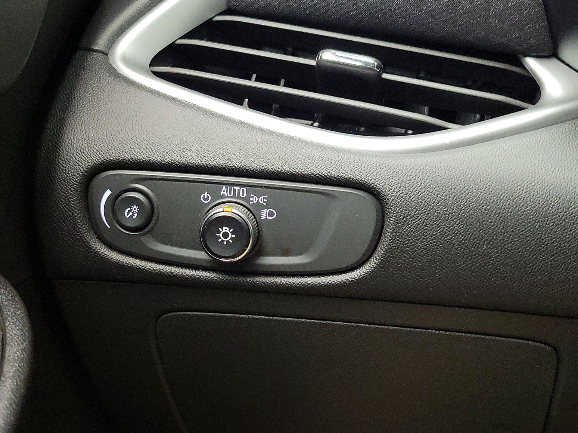 Thumbnail: 2023 Chevrolet Malibu - 13