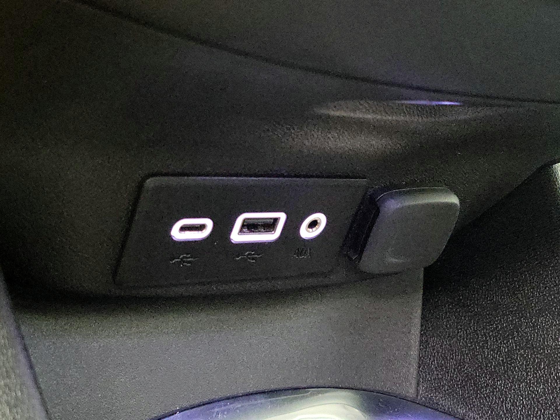 Thumbnail: 2023 Chevrolet Malibu - 18