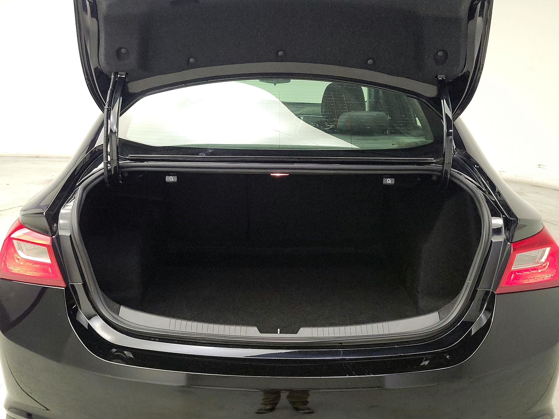 Thumbnail: 2023 Chevrolet Malibu - 20