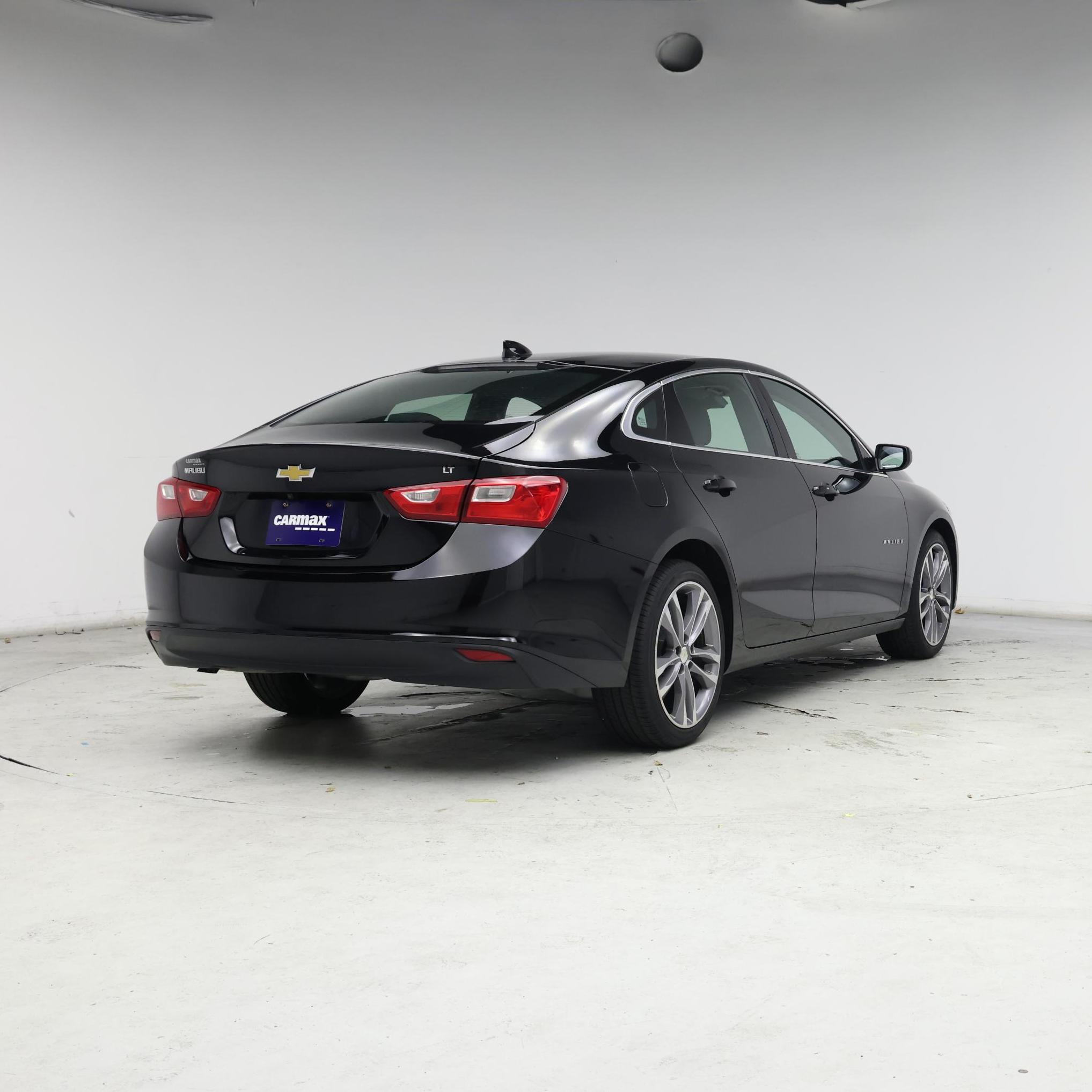 Thumbnail: 2023 Chevrolet Malibu - 8