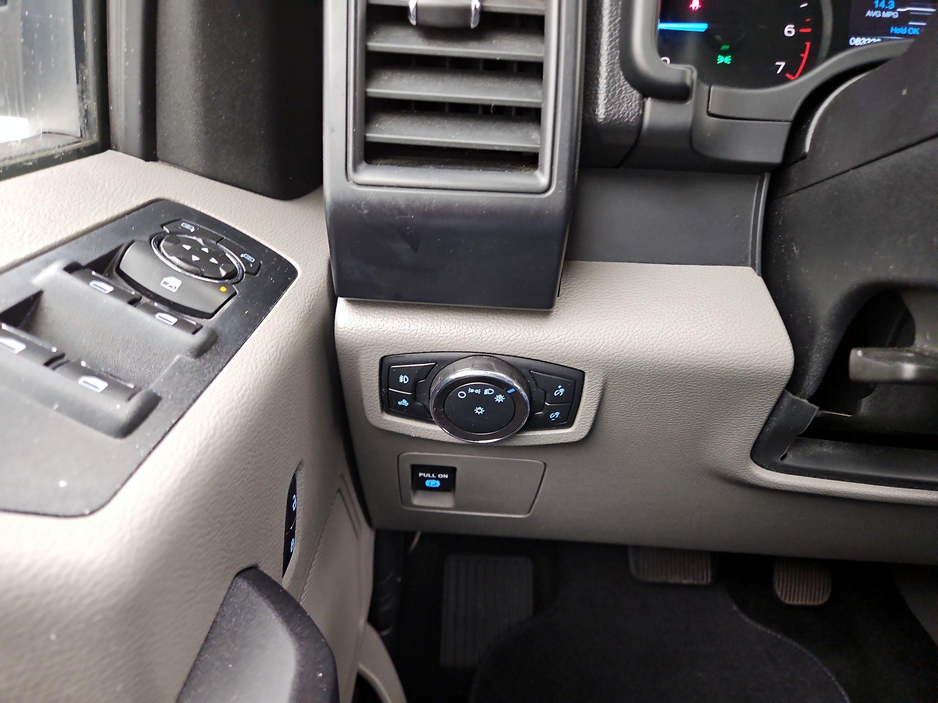 Thumbnail: 2018 Ford F-150 - 11