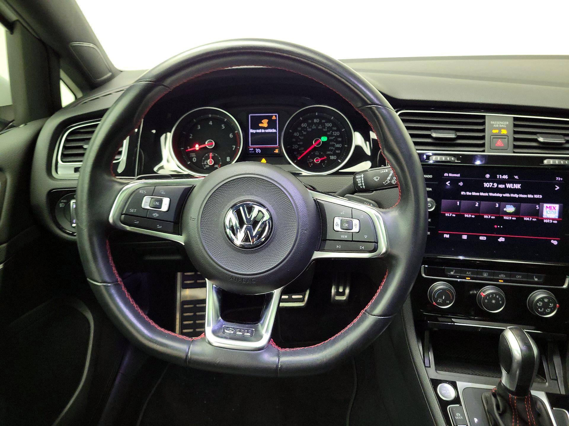Thumbnail: 2020 Volkswagen Golf - 10