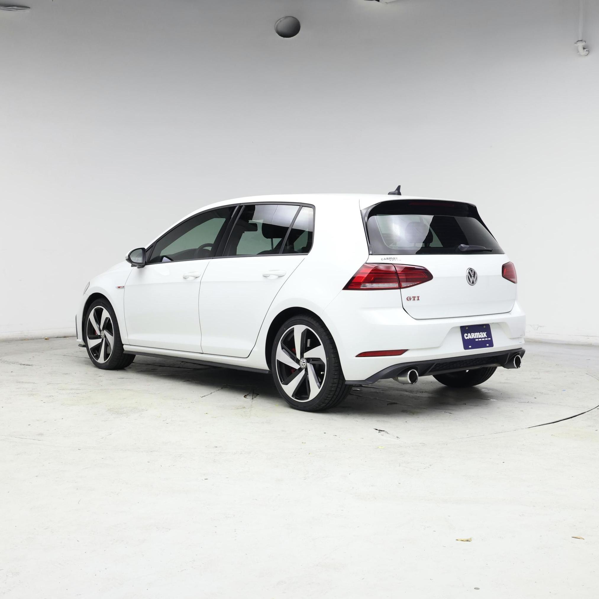Thumbnail: 2020 Volkswagen Golf - 2