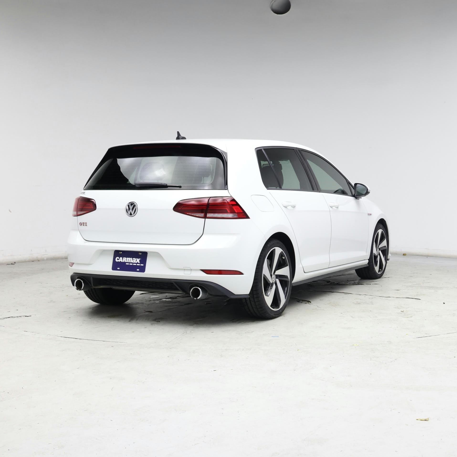 Thumbnail: 2020 Volkswagen Golf - 8