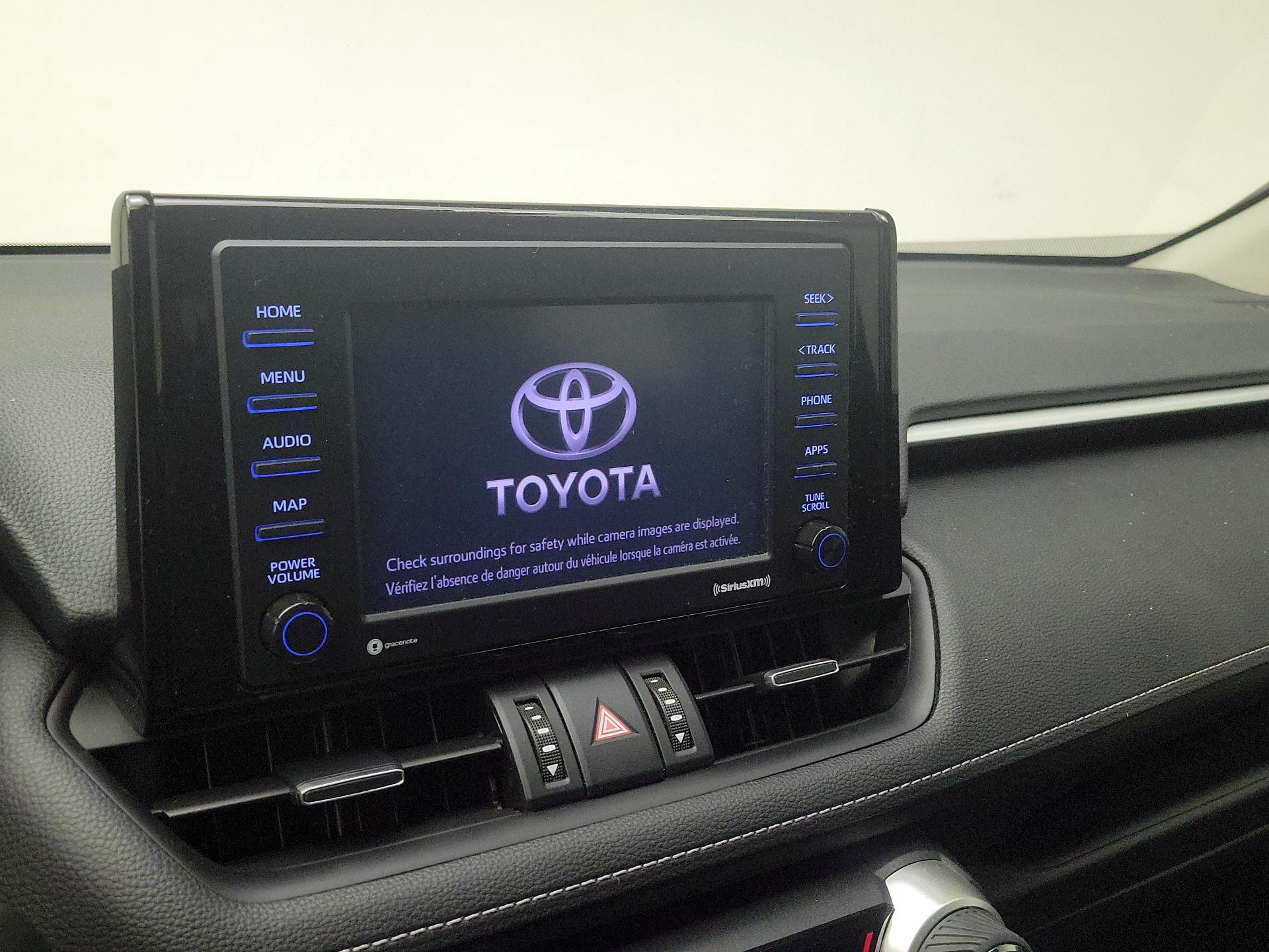 Thumbnail: 2021 Toyota RAV4 - 15