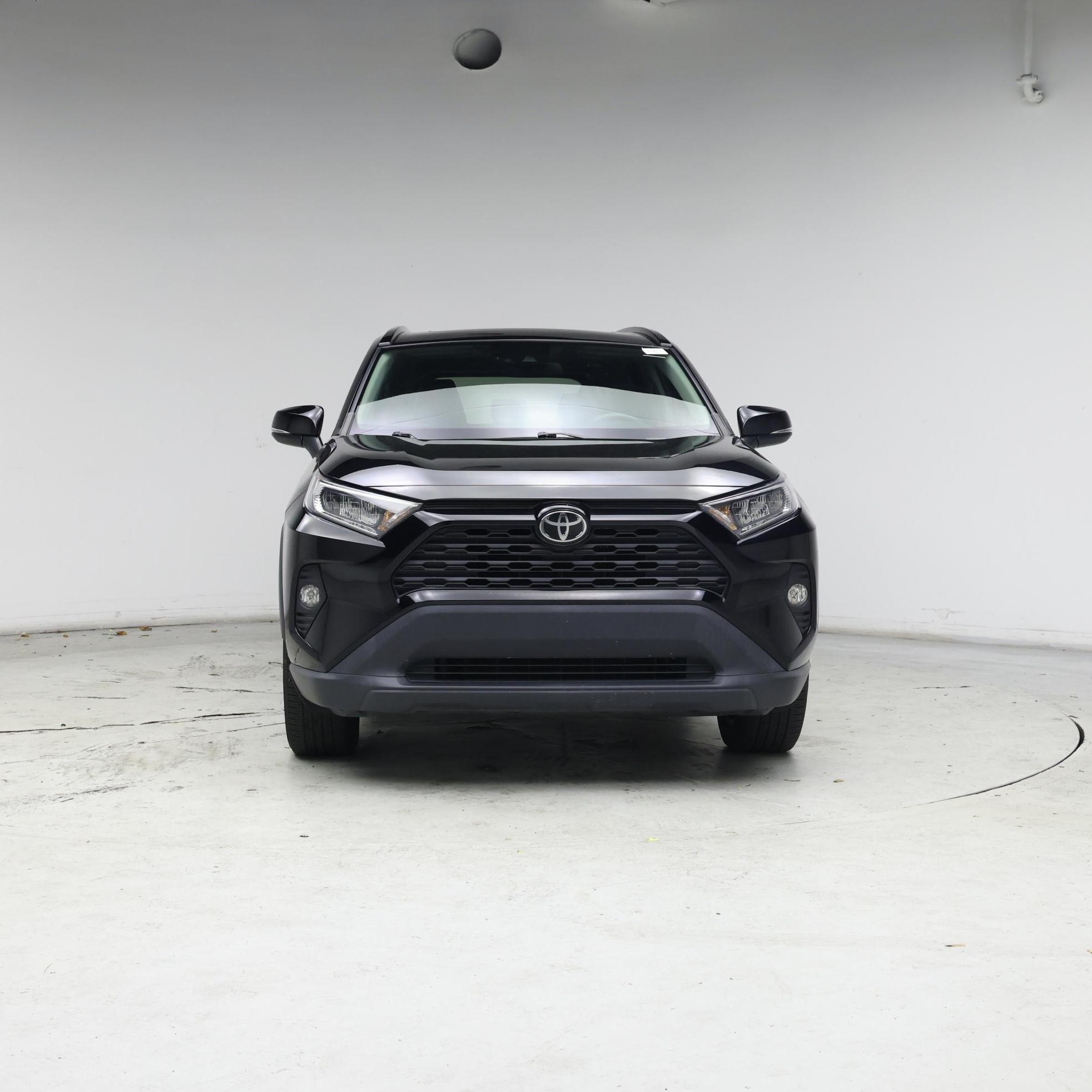 Thumbnail: 2021 Toyota RAV4 - 5