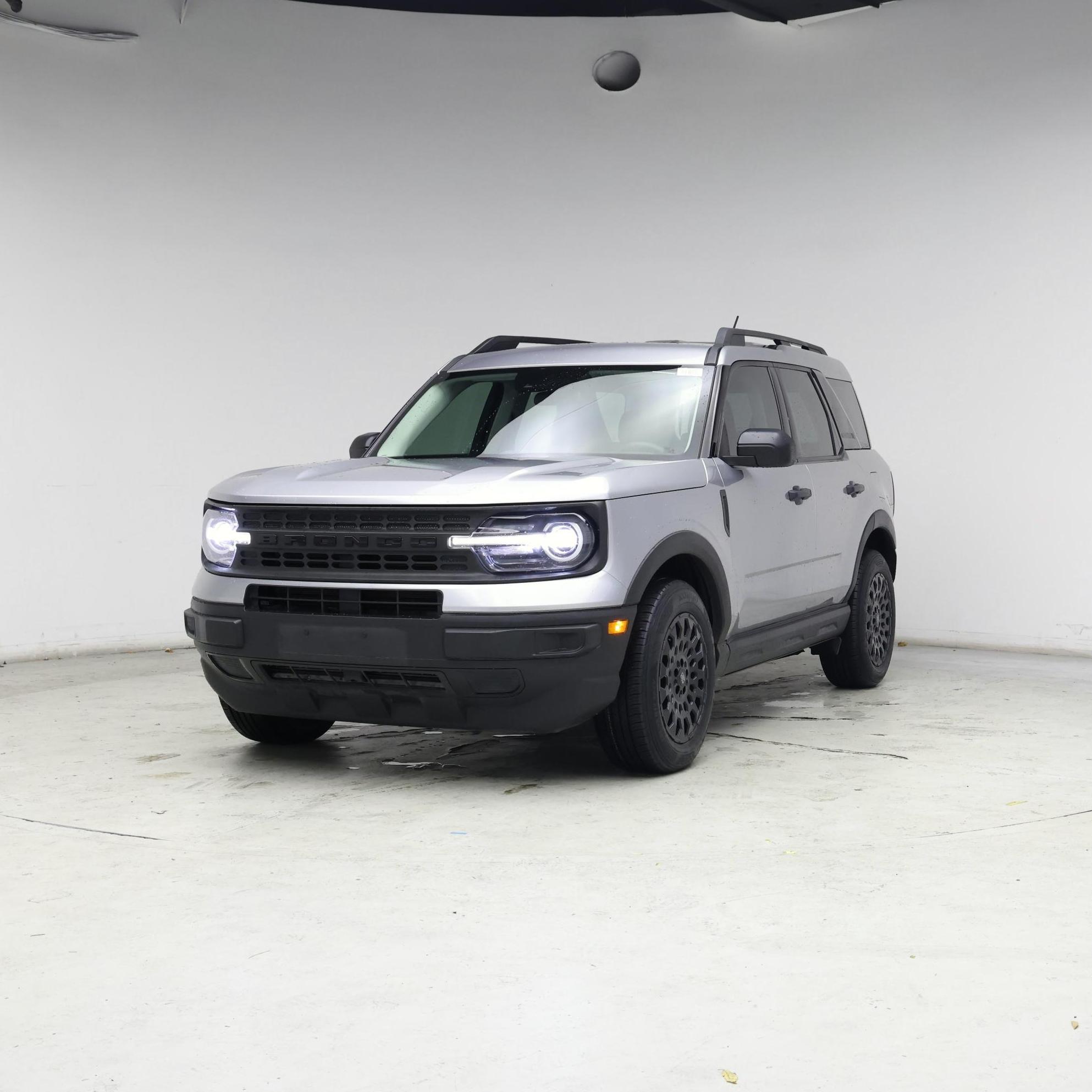 Thumbnail: 2021 Ford Bronco Sport - 4