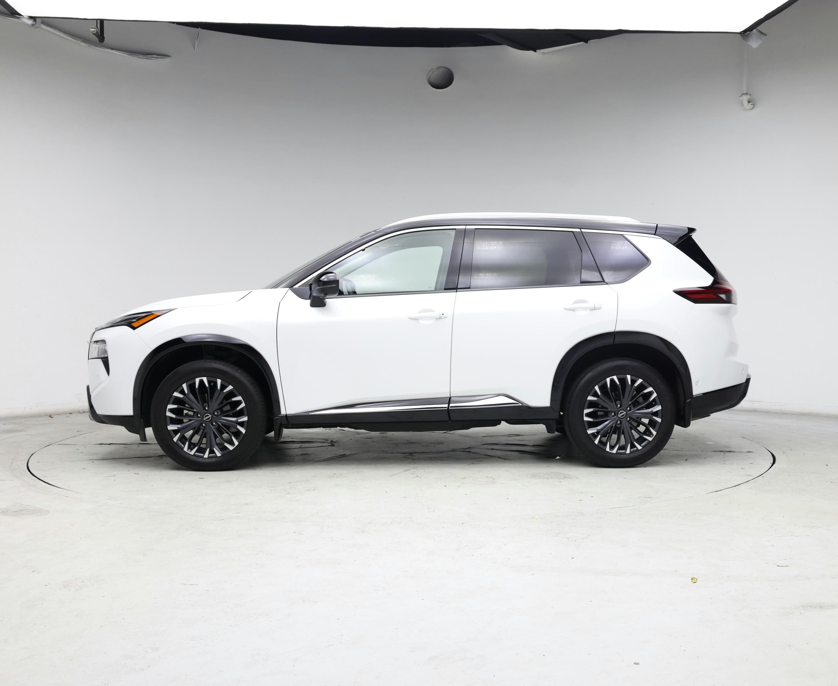 Thumbnail: 2024 Nissan Rogue - 3