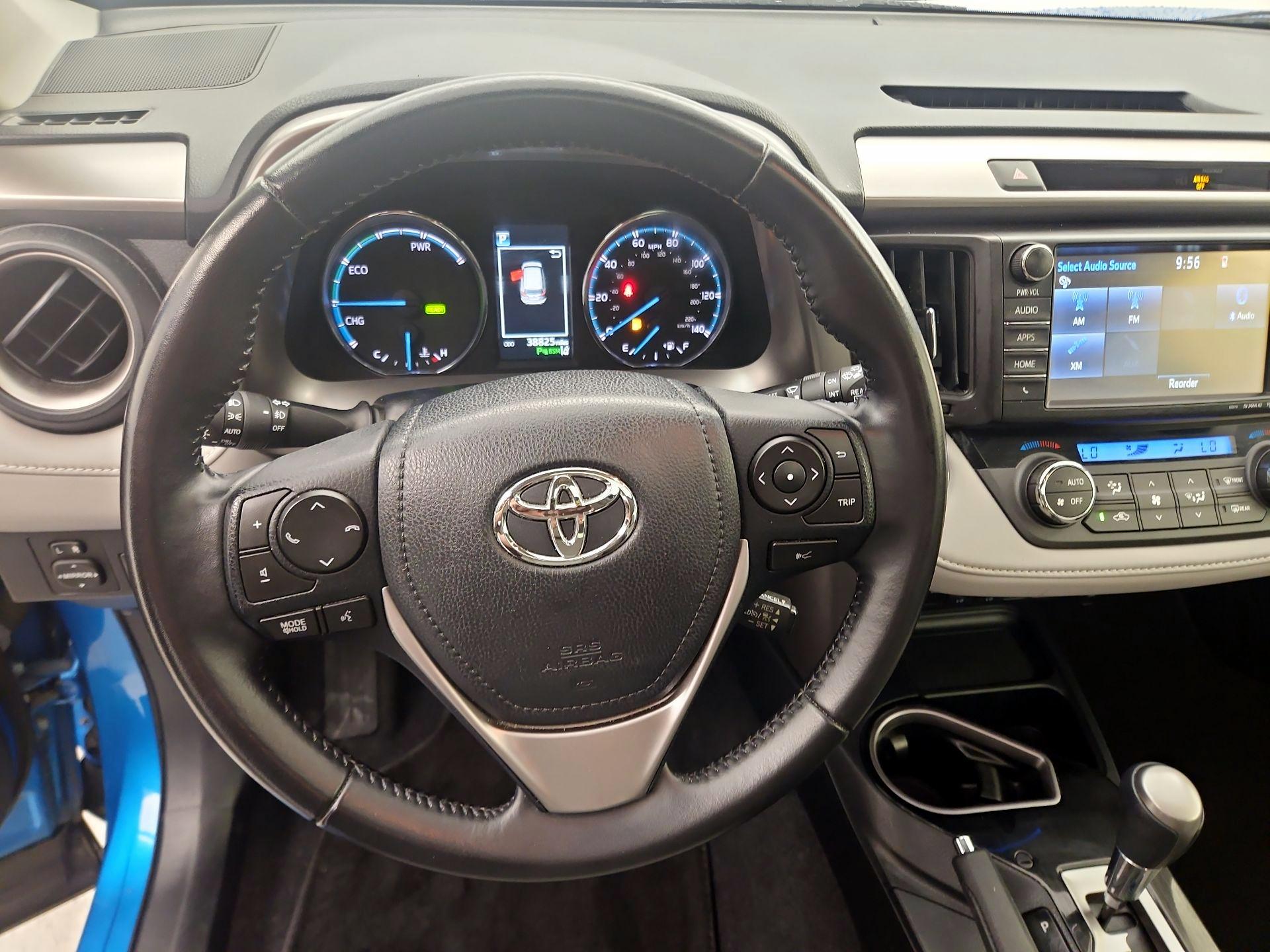 Thumbnail: 2016 Toyota RAV4 - 10