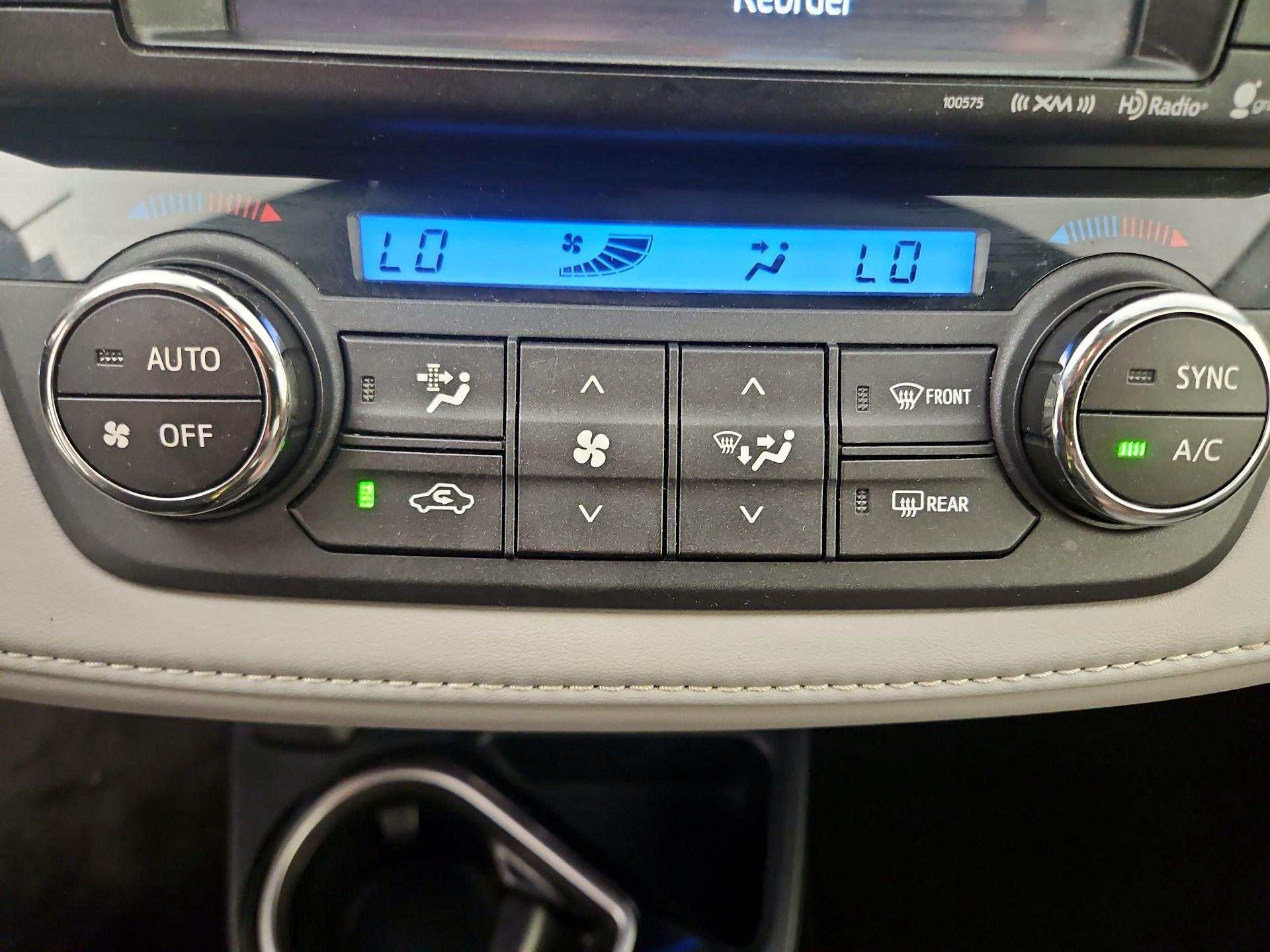 Thumbnail: 2016 Toyota RAV4 - 16