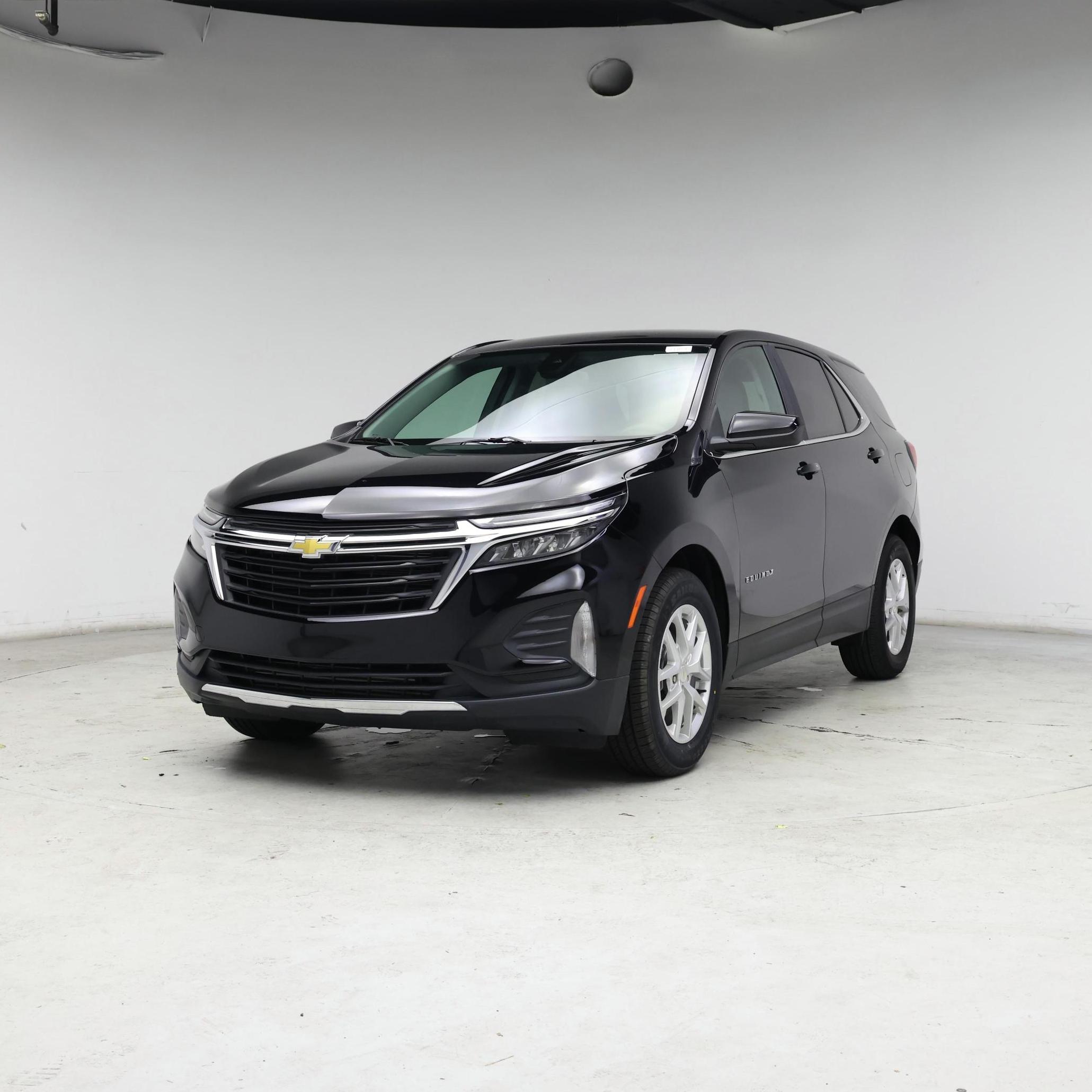 Thumbnail: 2022 Chevrolet Equinox - 4