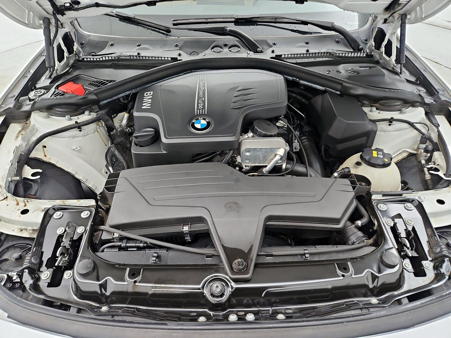 Thumbnail: 2016 BMW 3 Series - 20