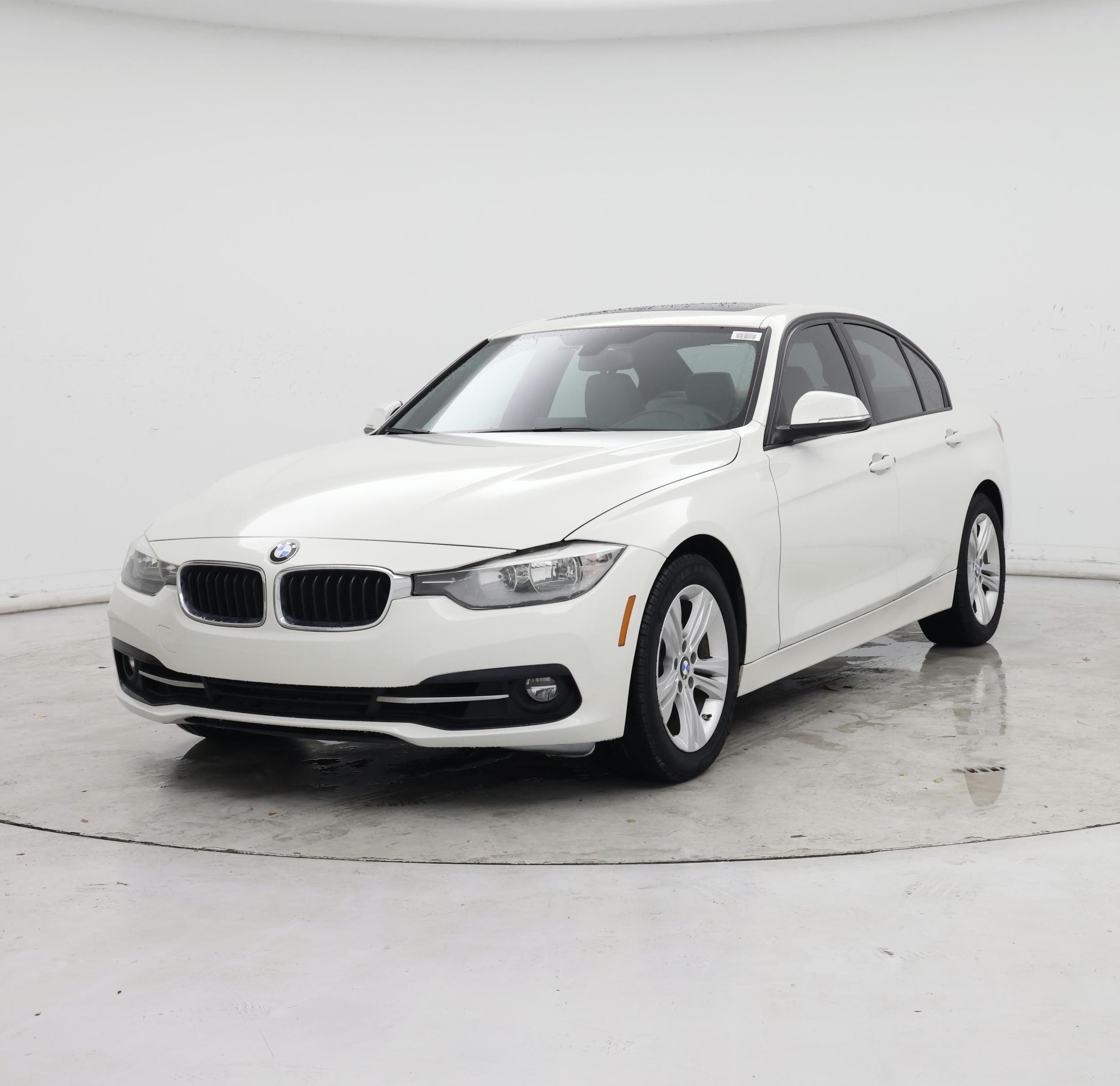 Thumbnail: 2016 BMW 3 Series - 4