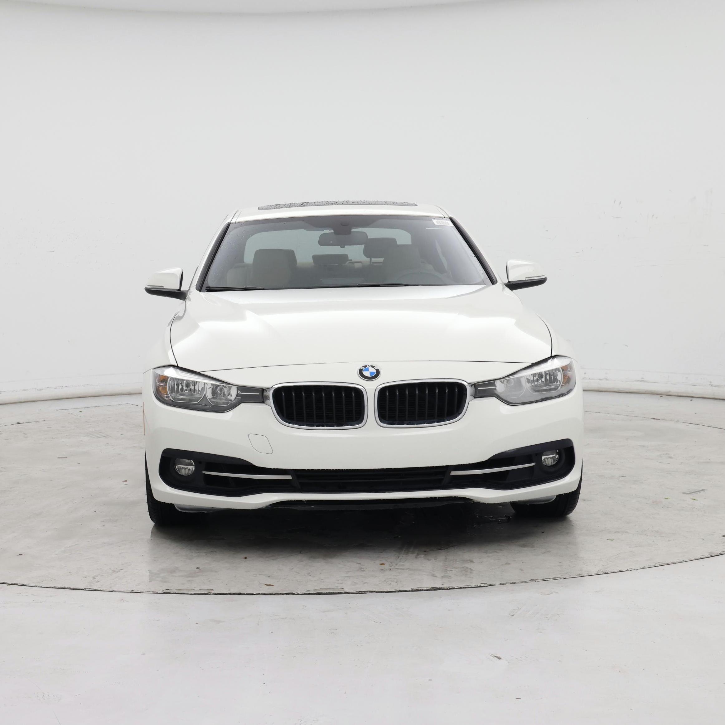 Thumbnail: 2016 BMW 3 Series - 5
