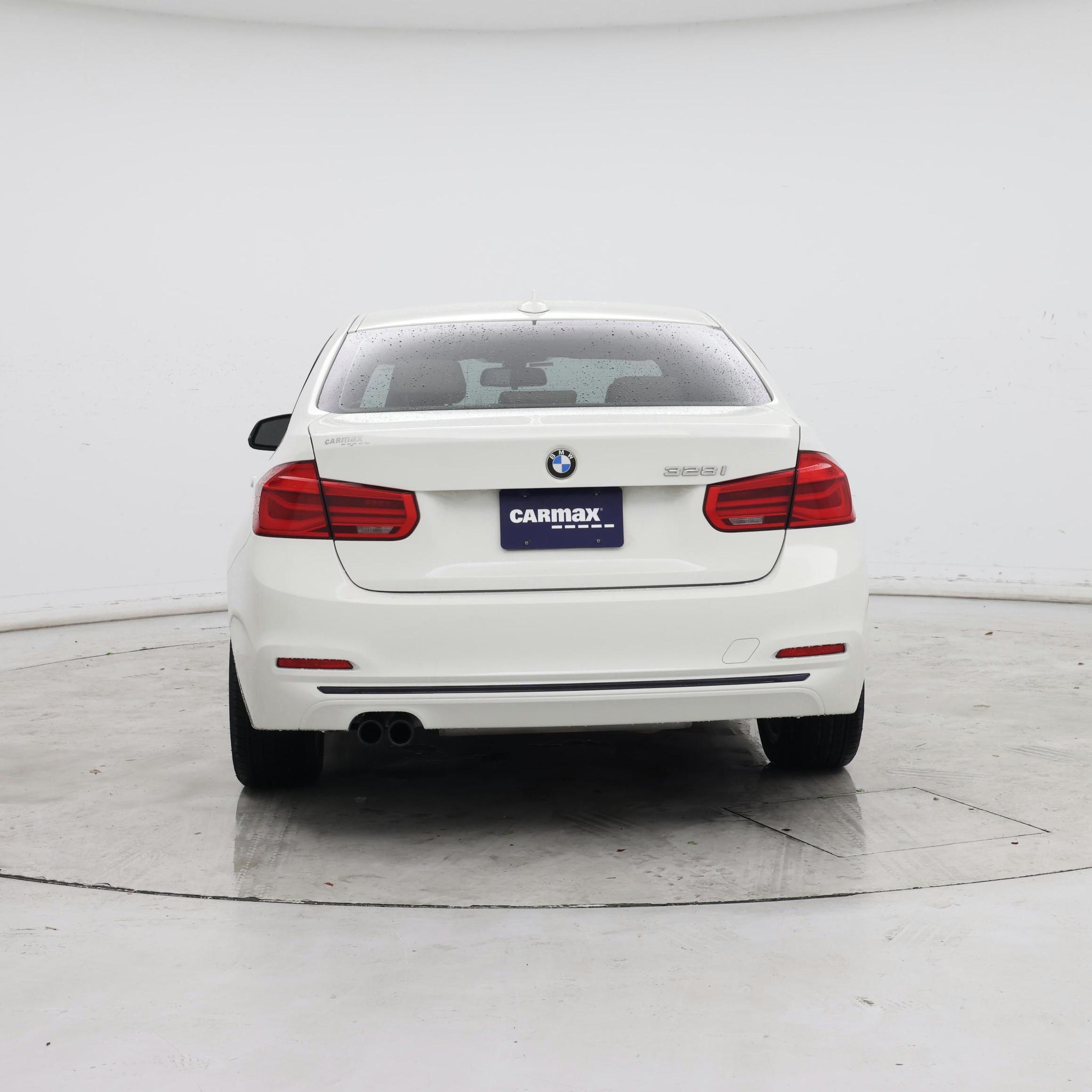 Thumbnail: 2016 BMW 3 Series - 6