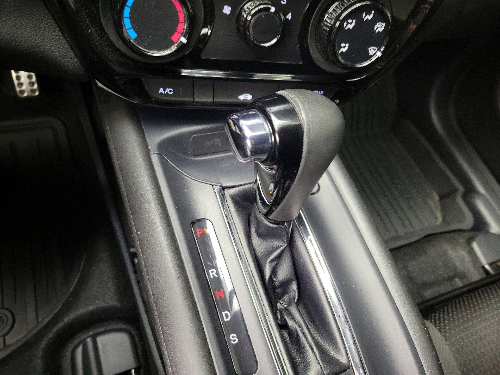 Thumbnail: 2022 Honda HR-V - 16