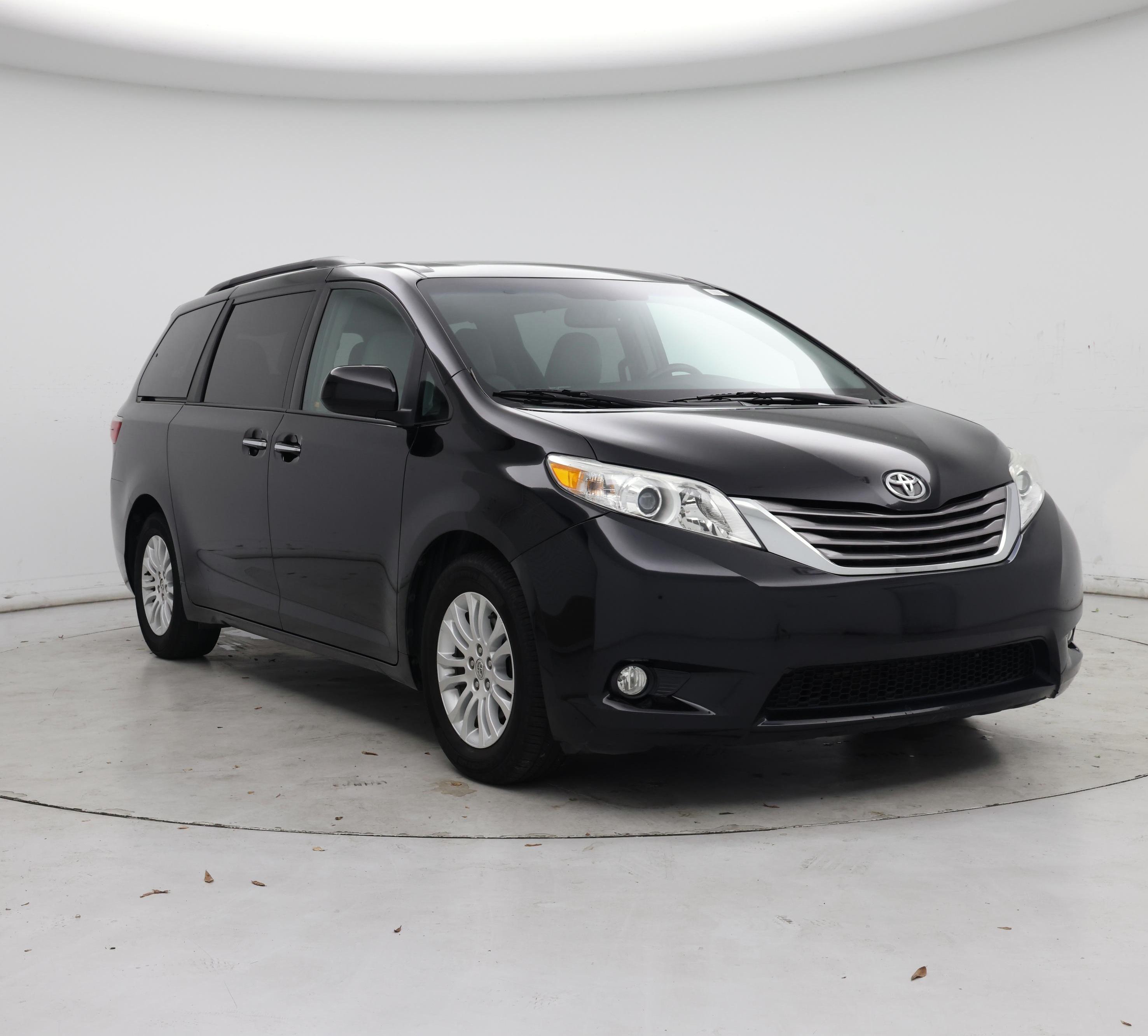 Thumbnail: 2015 Toyota Sienna - 7