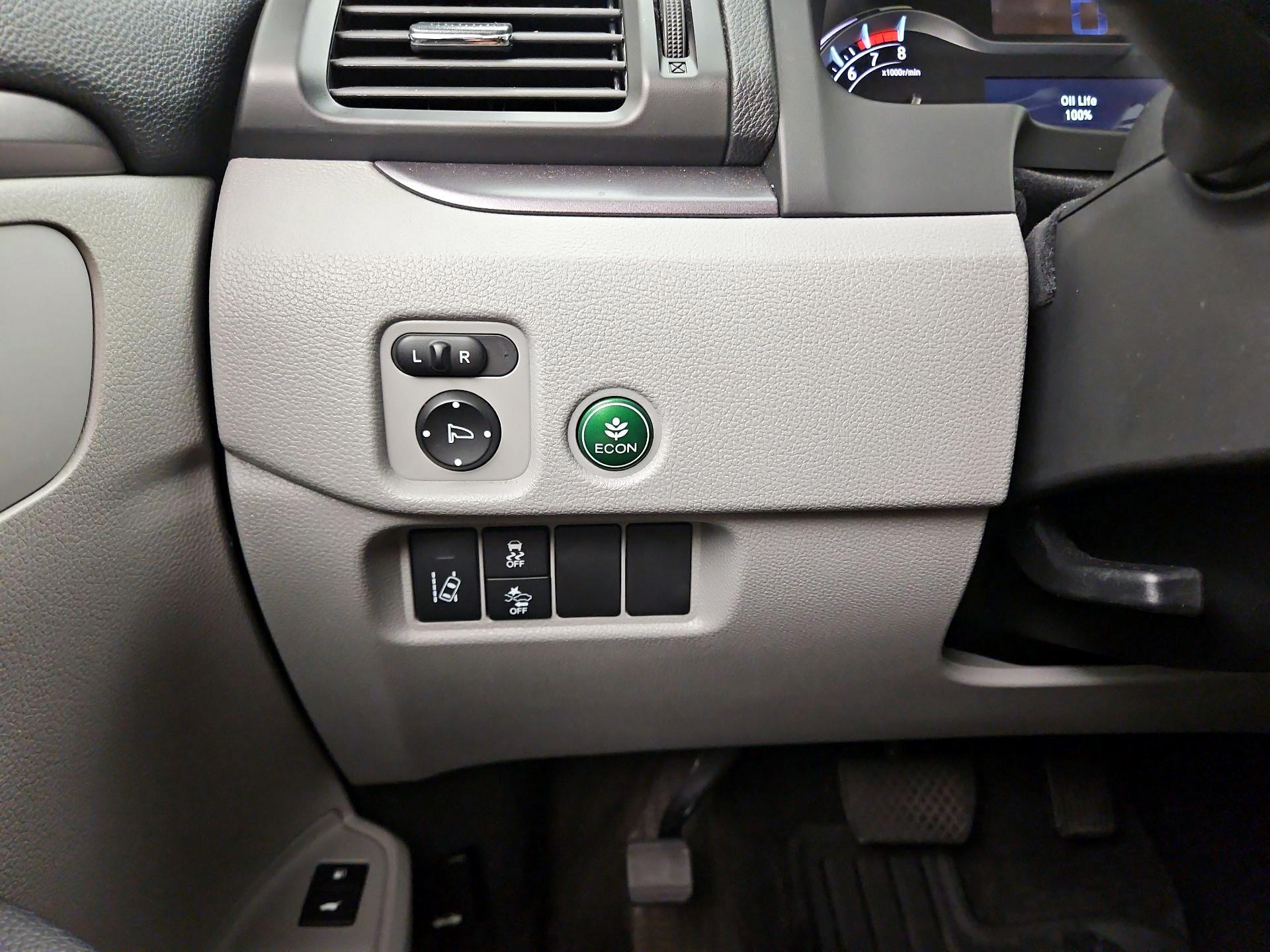 Thumbnail: 2018 Honda Pilot - 13