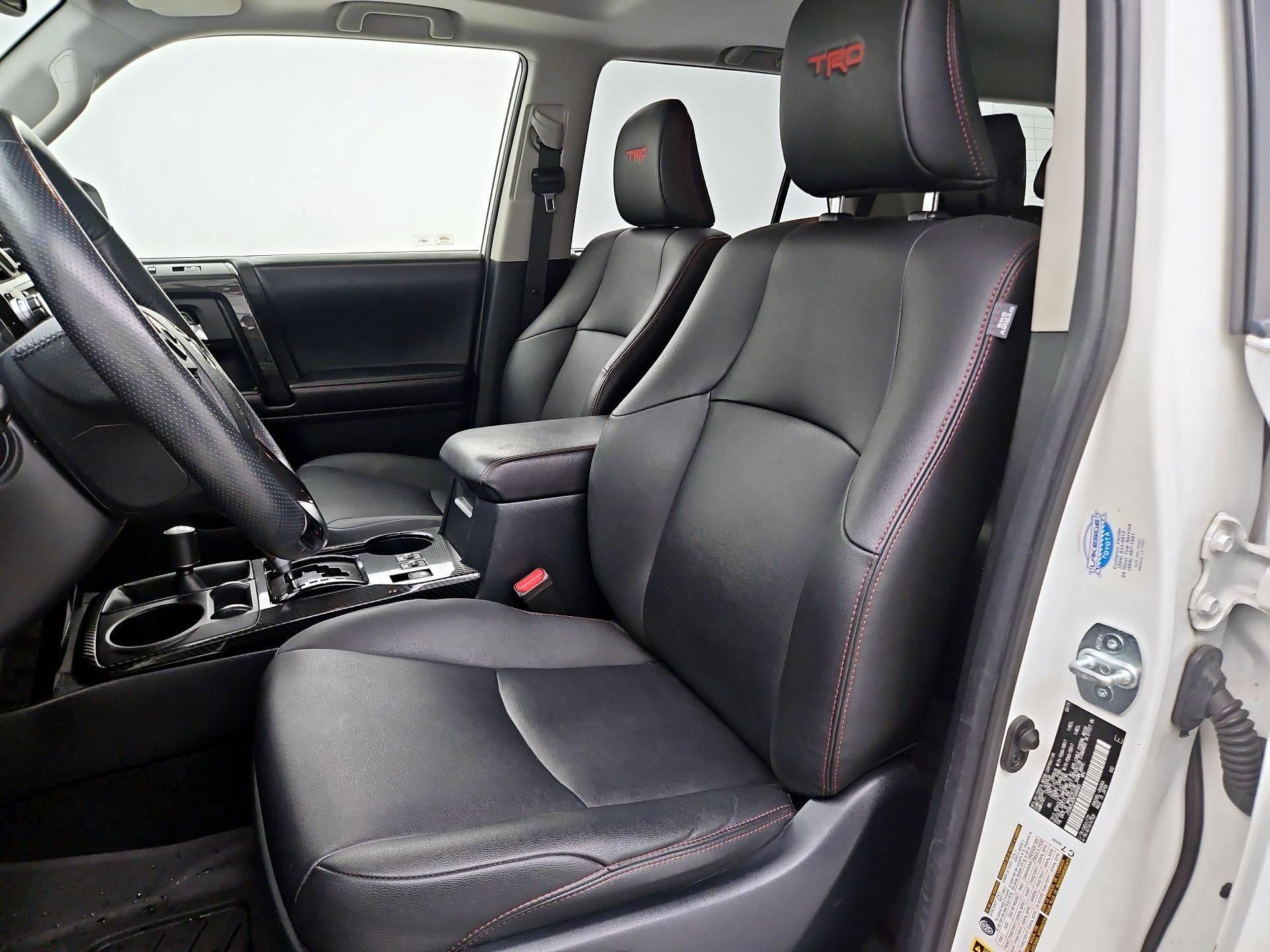 Thumbnail: 2019 Toyota 4Runner - 11