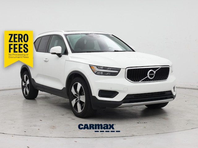 White 2020 Volvo XC40 T5 Momentum AWD SUV / Crossover All-Wheel Drive Automatic