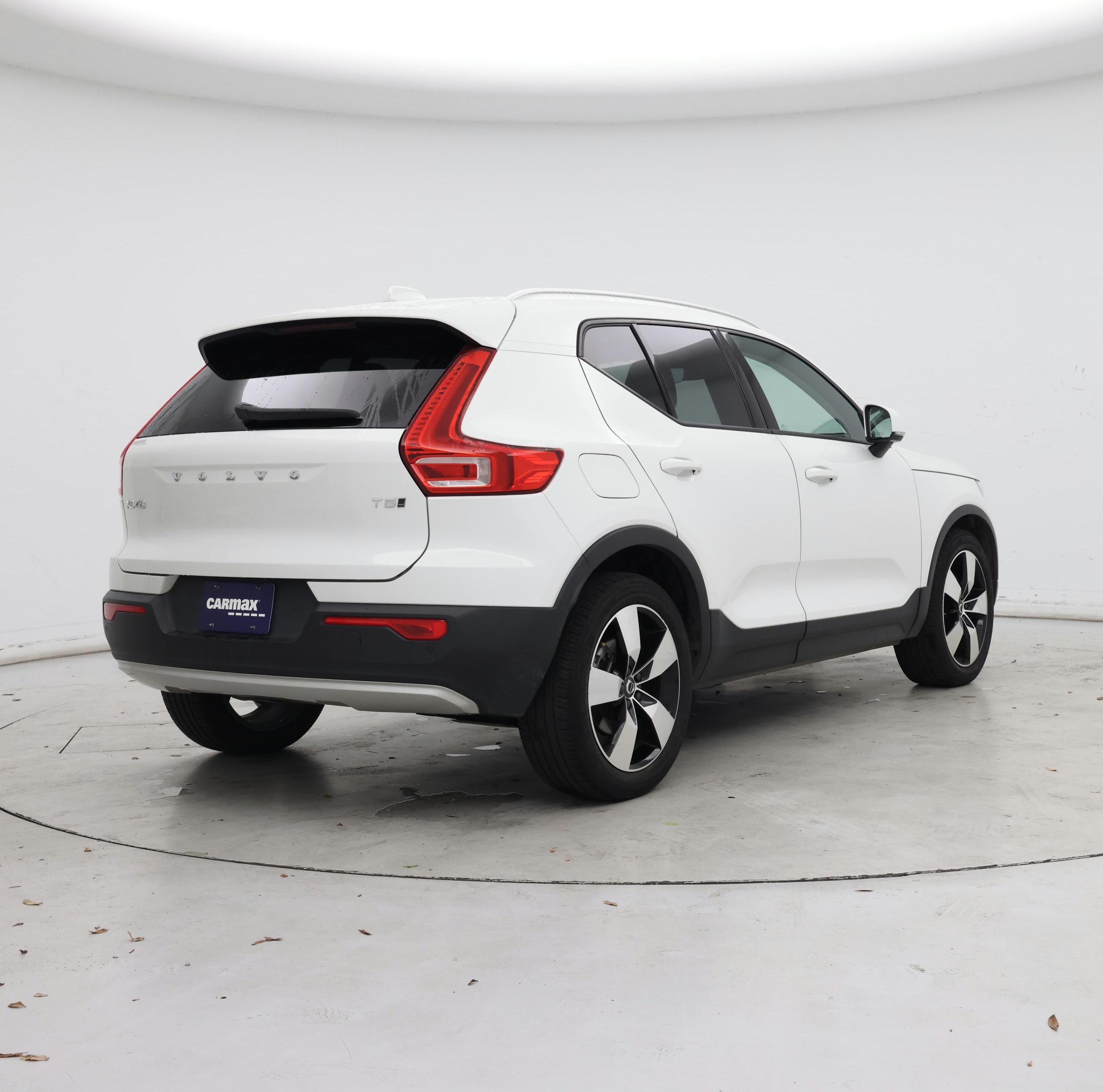 Thumbnail: 2020 Volvo XC40 - 8
