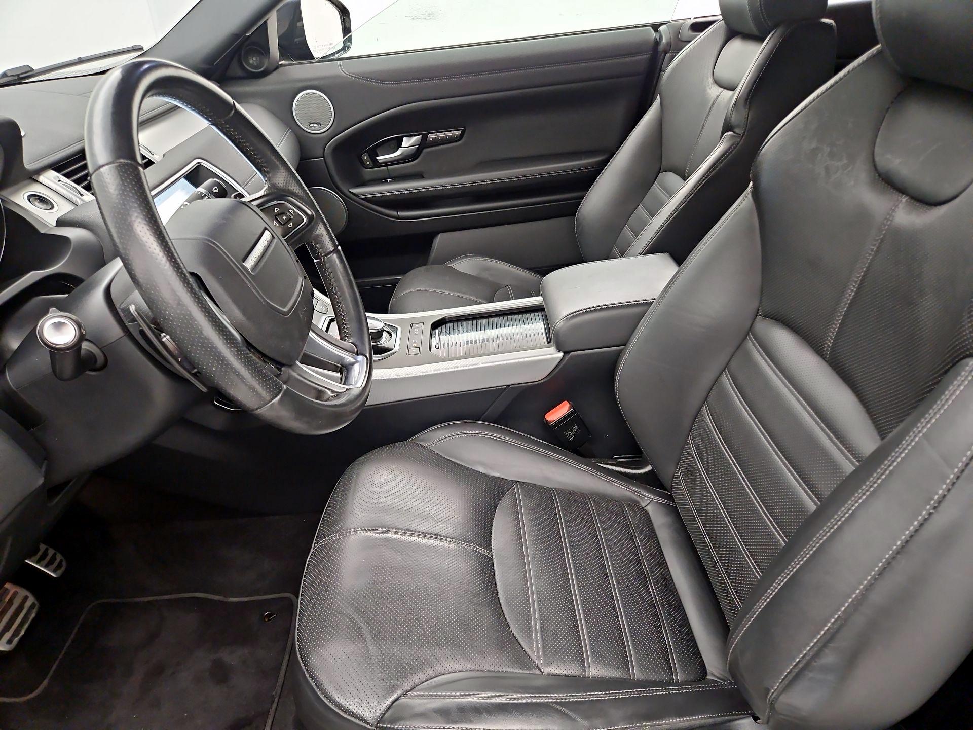 Thumbnail: 2017 Land Rover Range Rover Evoque - 11