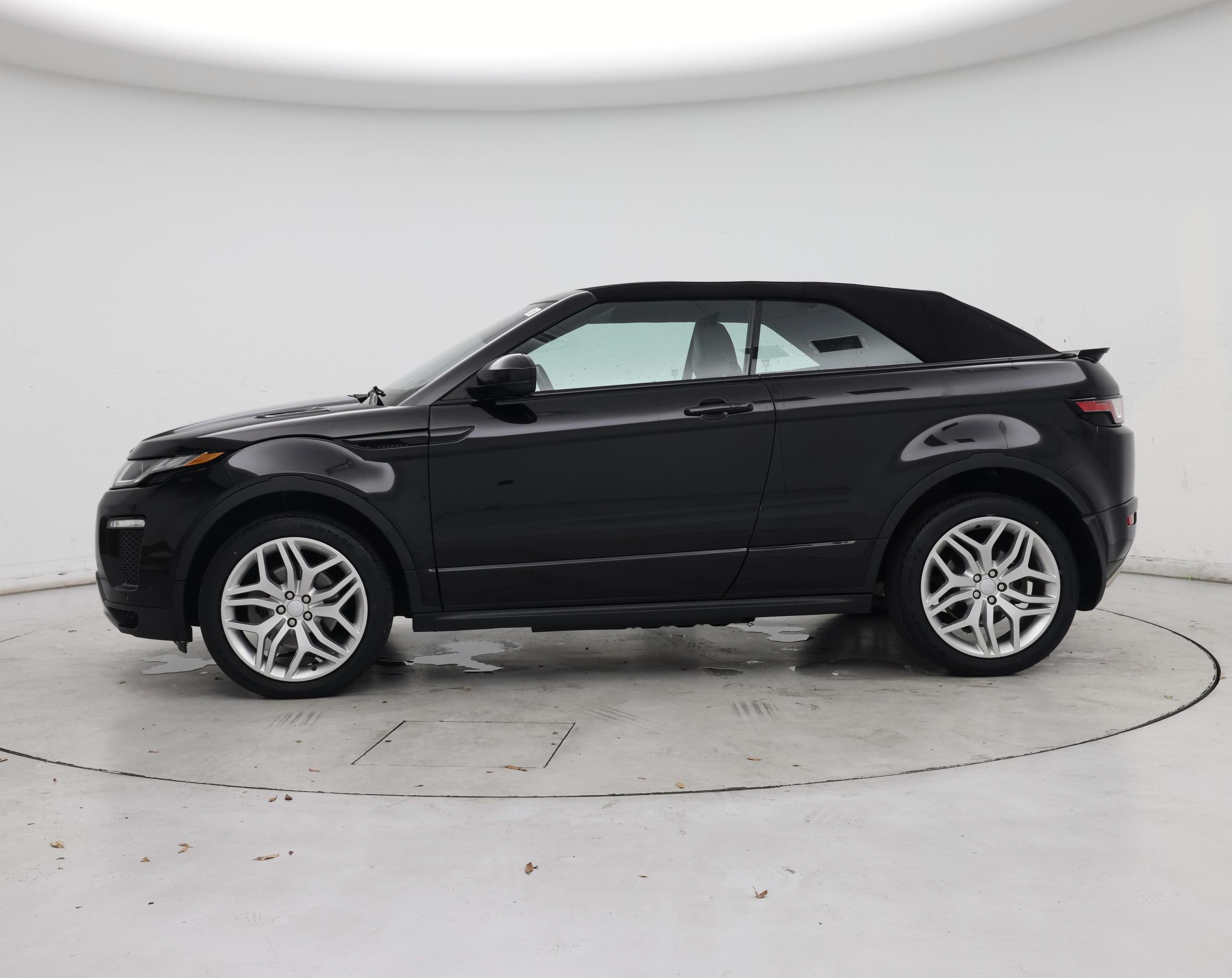 Thumbnail: 2017 Land Rover Range Rover Evoque - 3
